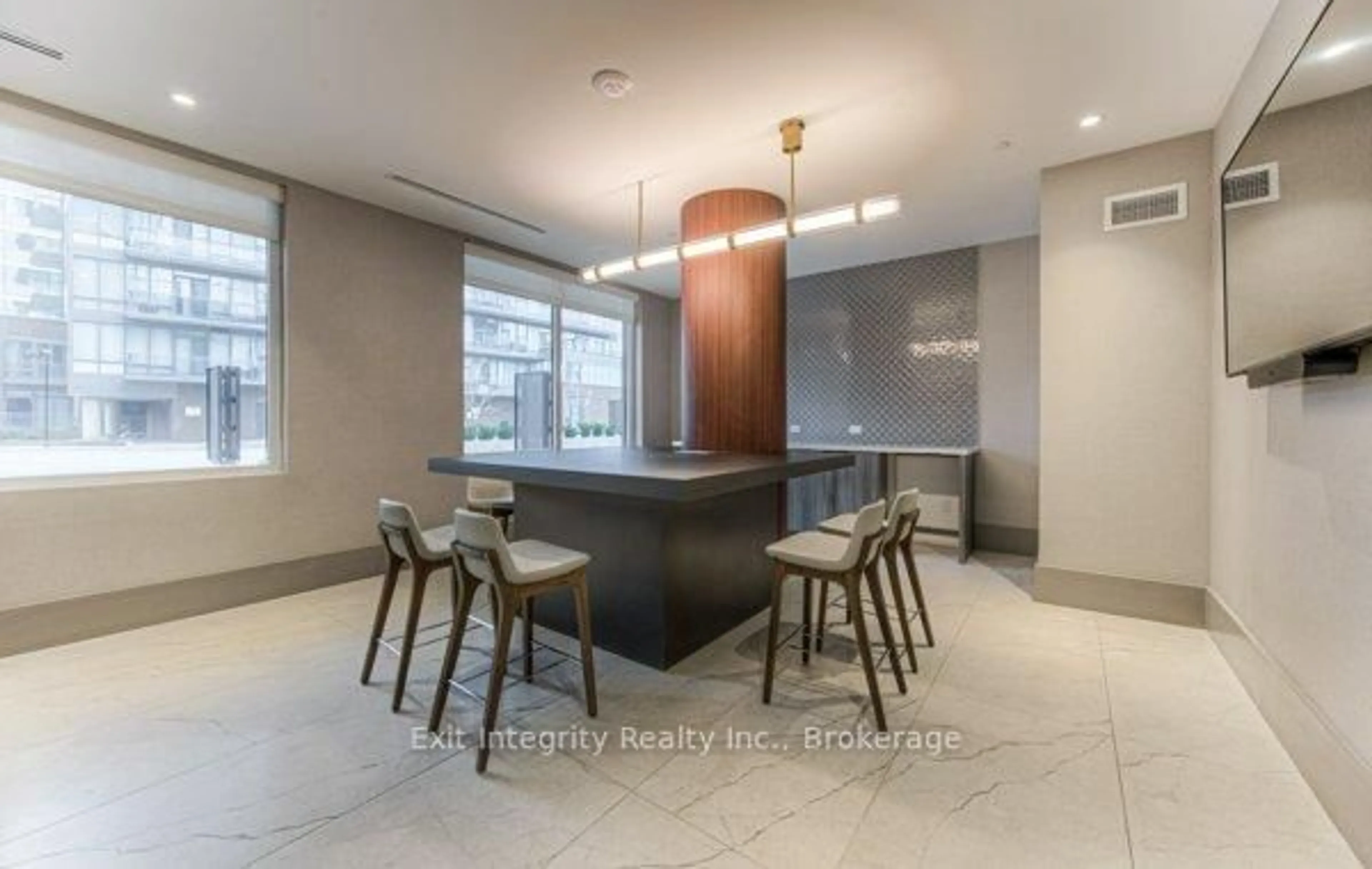 Unknown for 55 Duke St #1308, Kitchener Ontario N2H 0C9