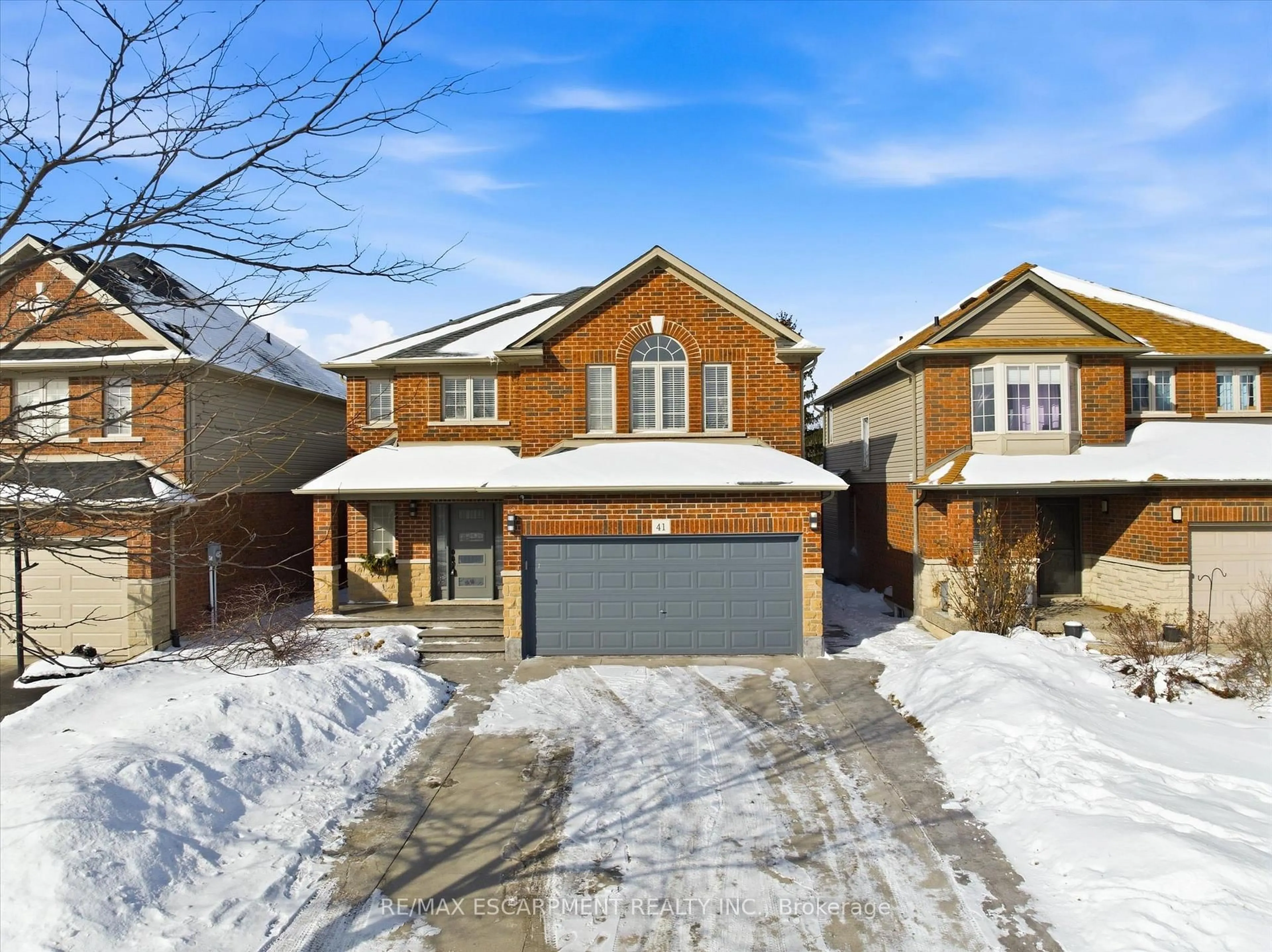 Home with brick exterior material, street for 41 Tanglewood Dr, Hamilton Ontario L0R 1C0