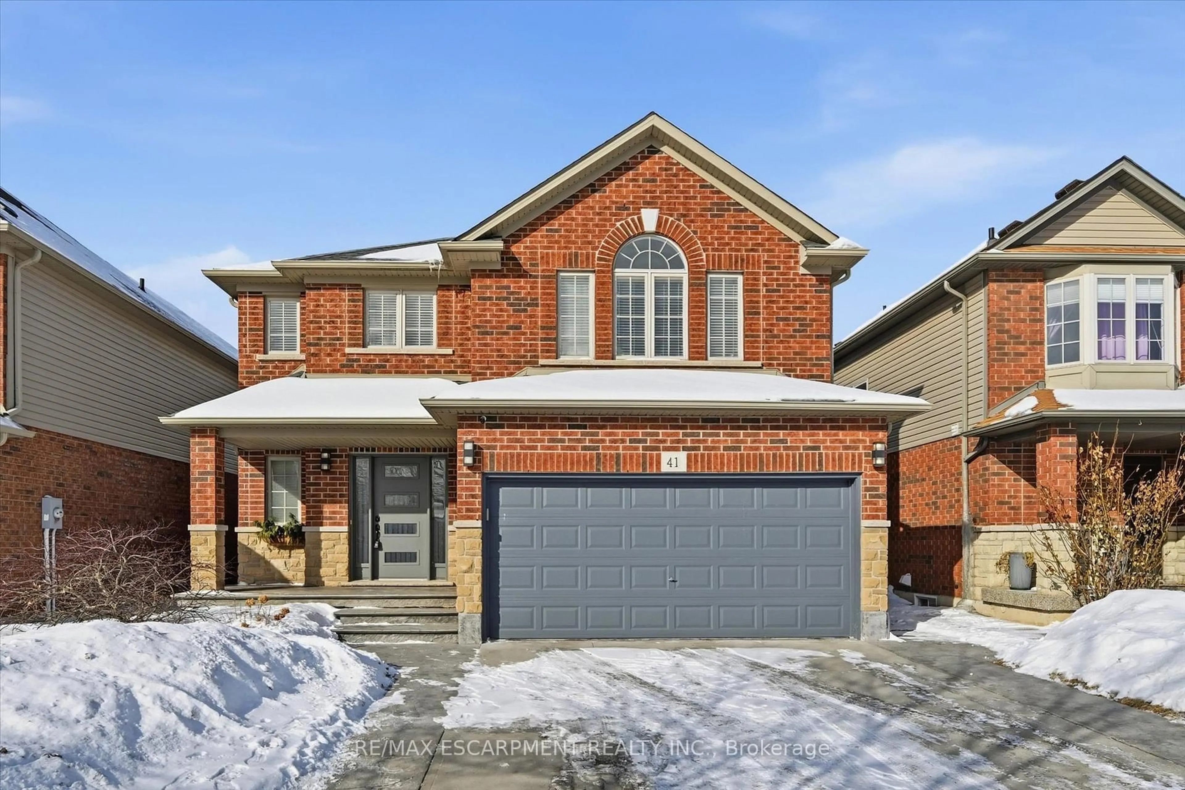 Home with brick exterior material, street for 41 Tanglewood Dr, Hamilton Ontario L0R 1C0