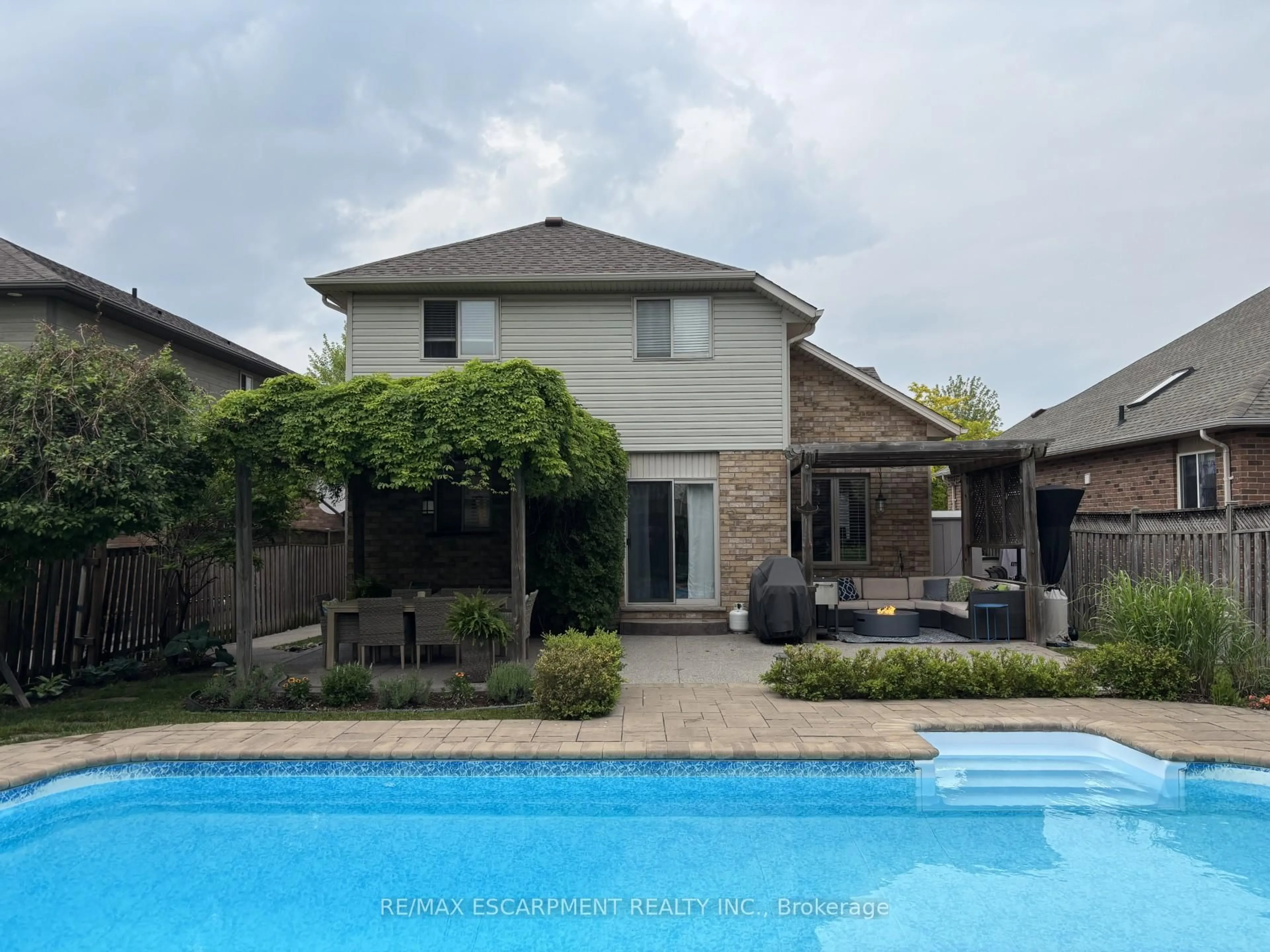 Unknown for 51 Napa Lane, Hamilton Ontario L8E 6B7