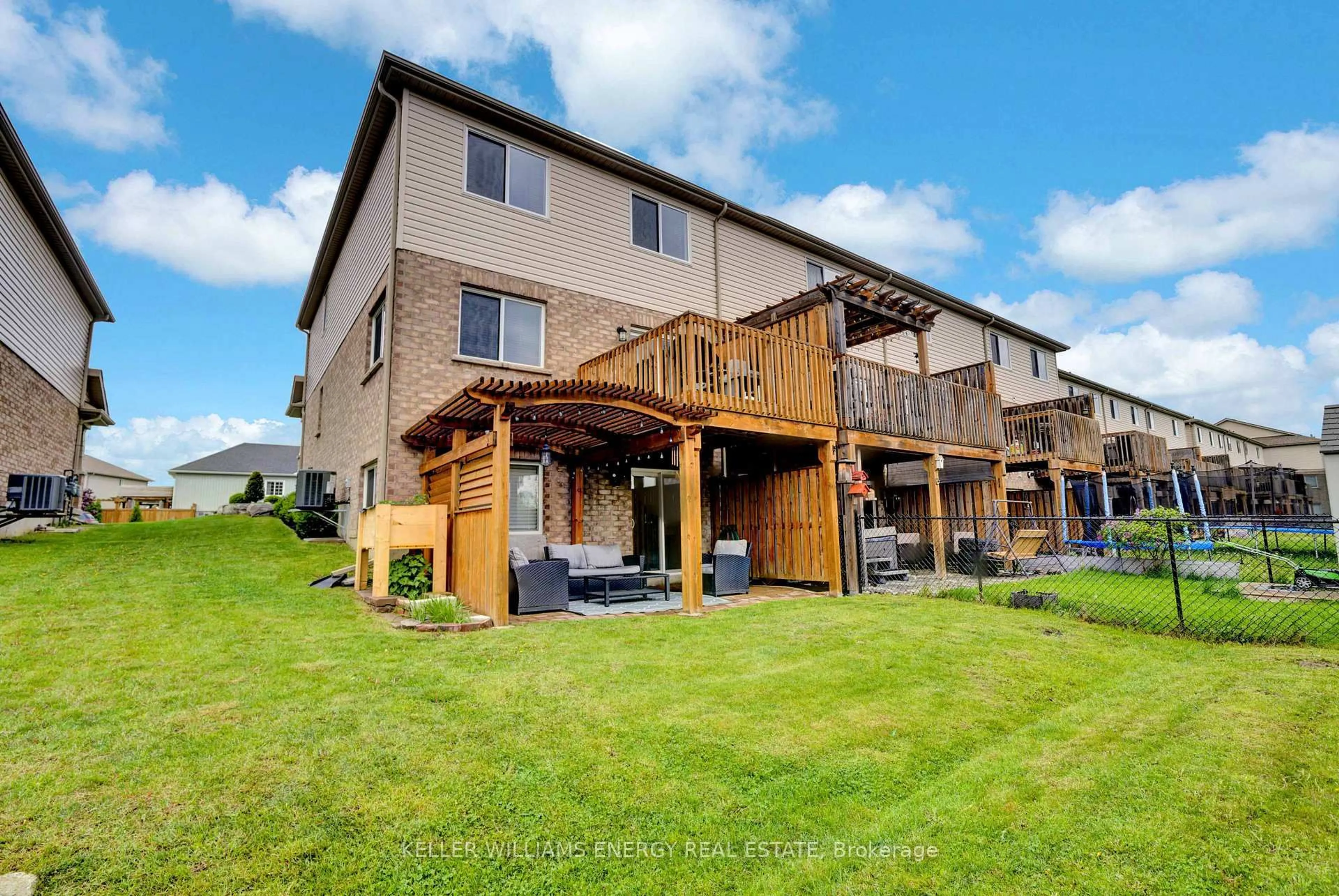 Patio, water/lake/river/ocean view for 73 Mountain Ash Dr, Belleville Ontario K8N 0E3