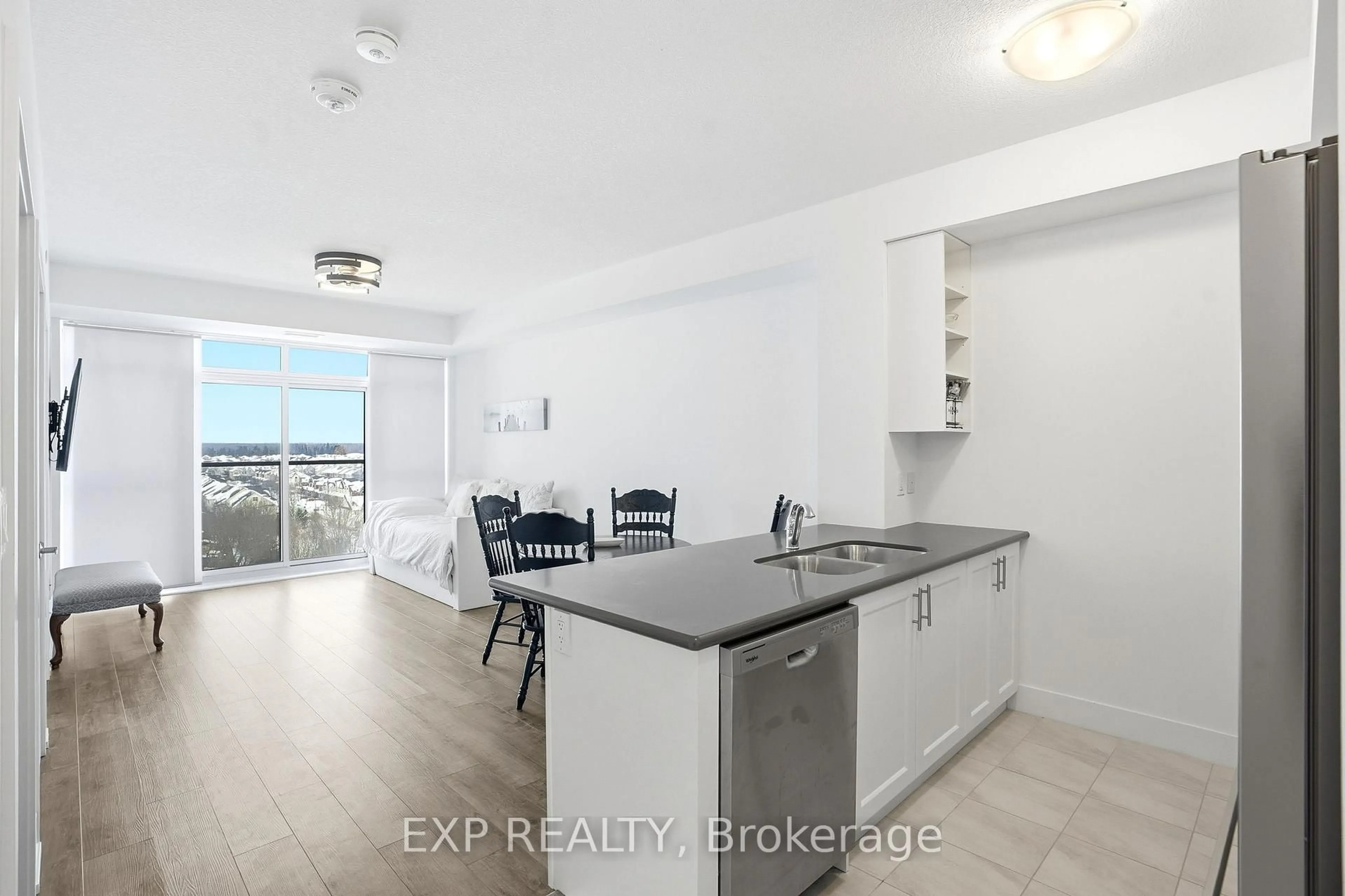 Unknown for 460 Dundas St #803, Hamilton Ontario L8B 2A5