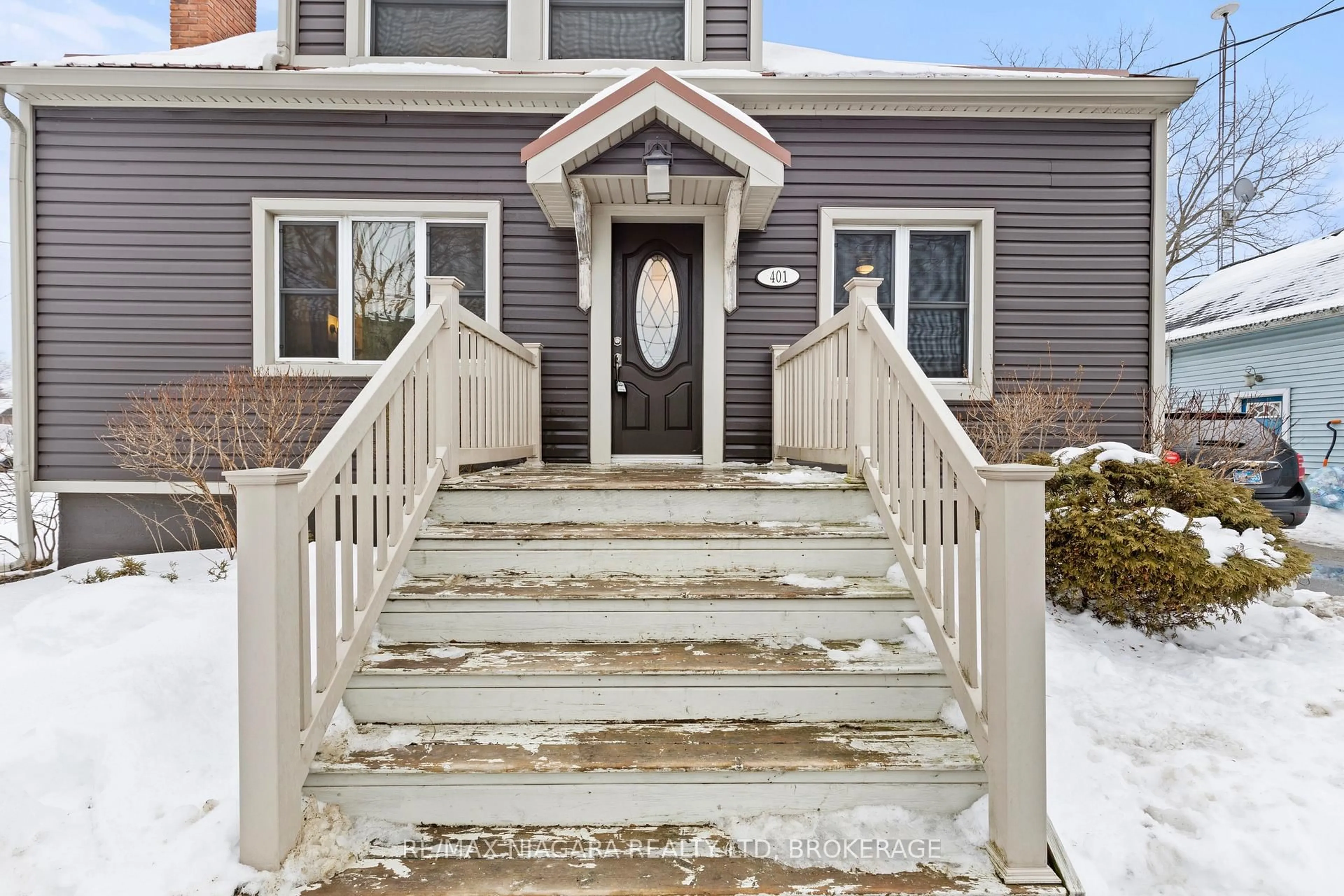 Unknown for 401 Fielden Ave, Port Colborne Ontario L3K 4T9