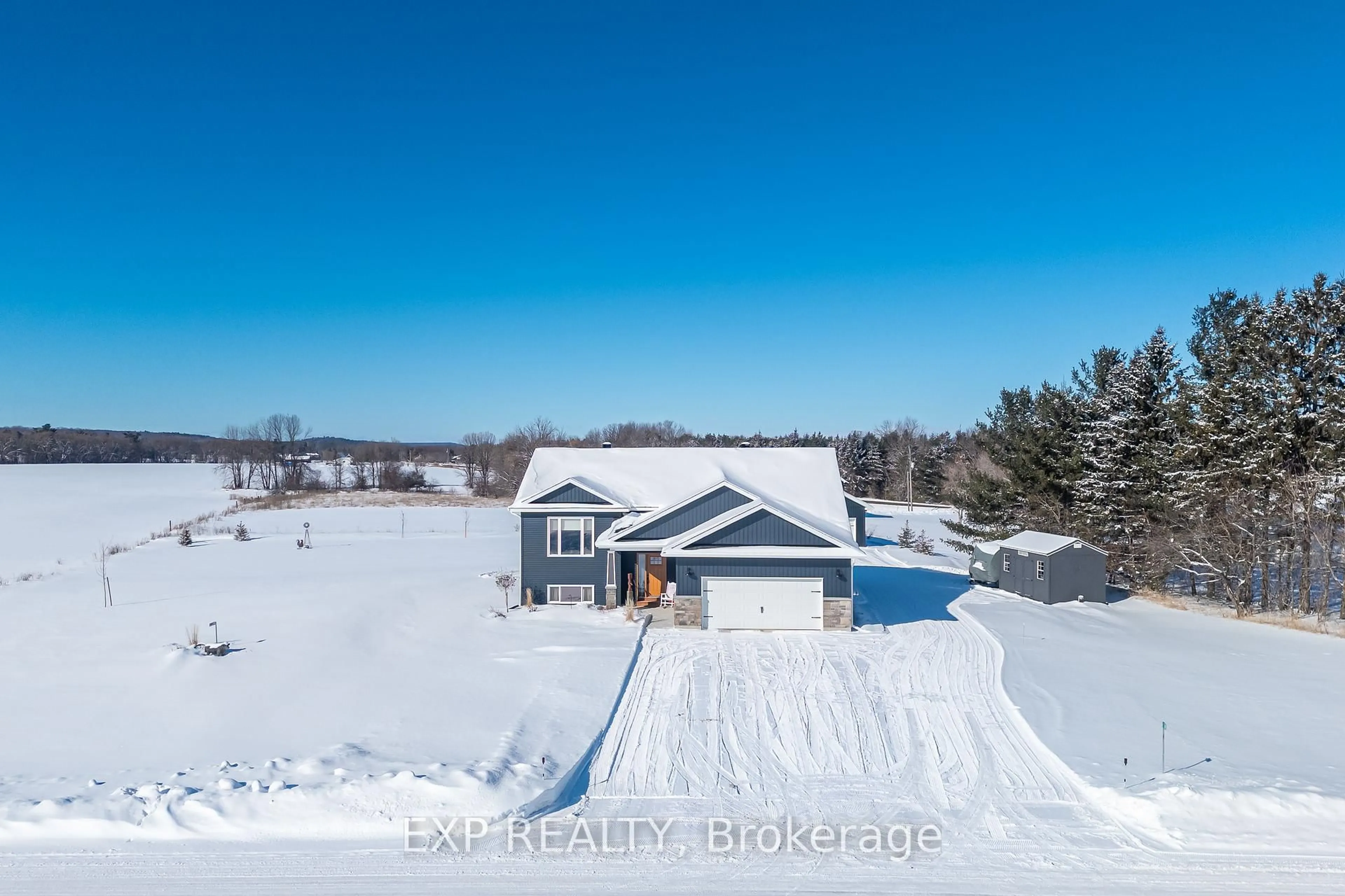 A pic from outside/outdoor area/front of a property/back of a property/a pic from drone, unknown for 24 Humphries Rd, Renfrew Ontario K7V 3Z8