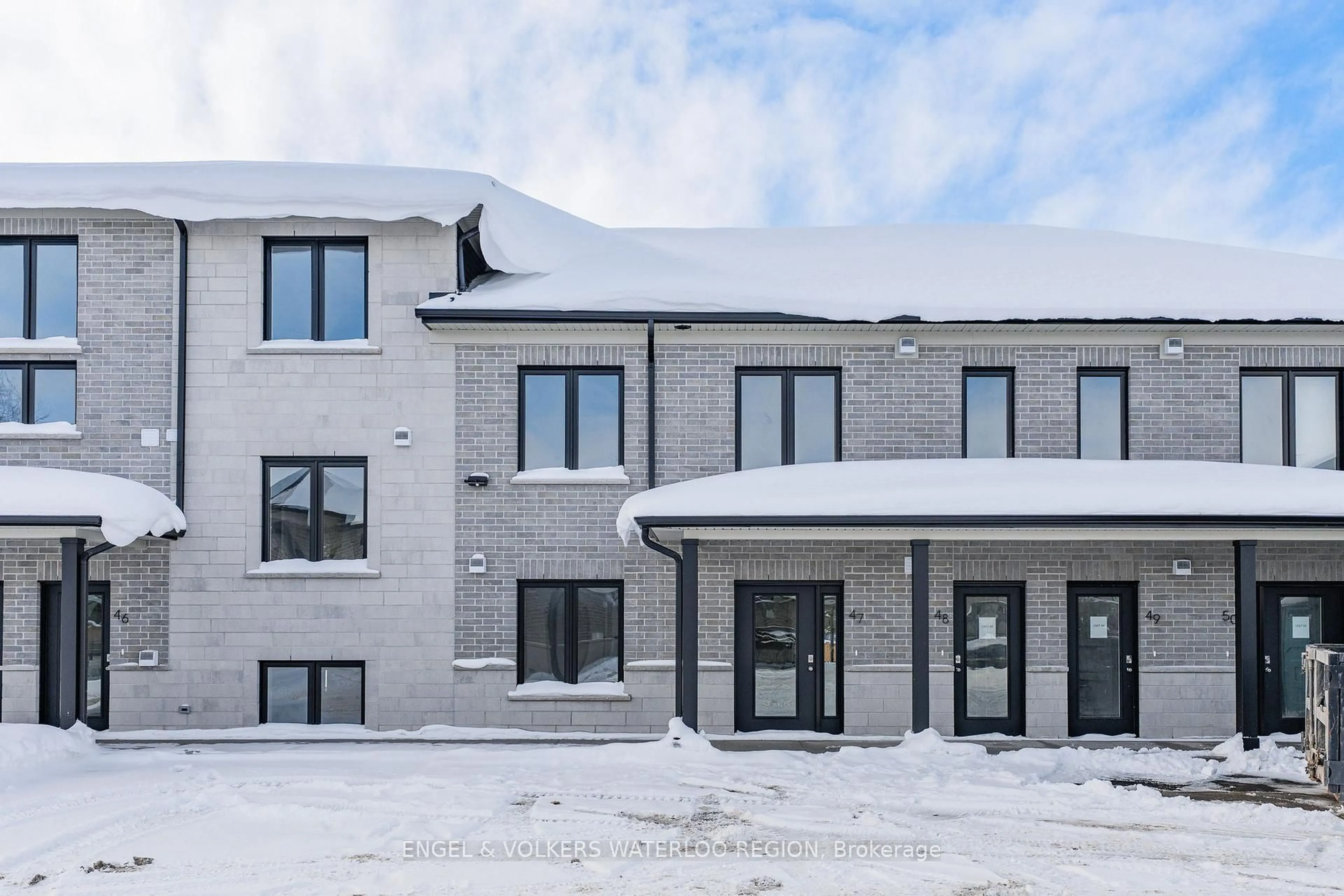 Home with brick exterior material, unknown for 3202 Vivian Line #47, Stratford Ontario N2A 0K6