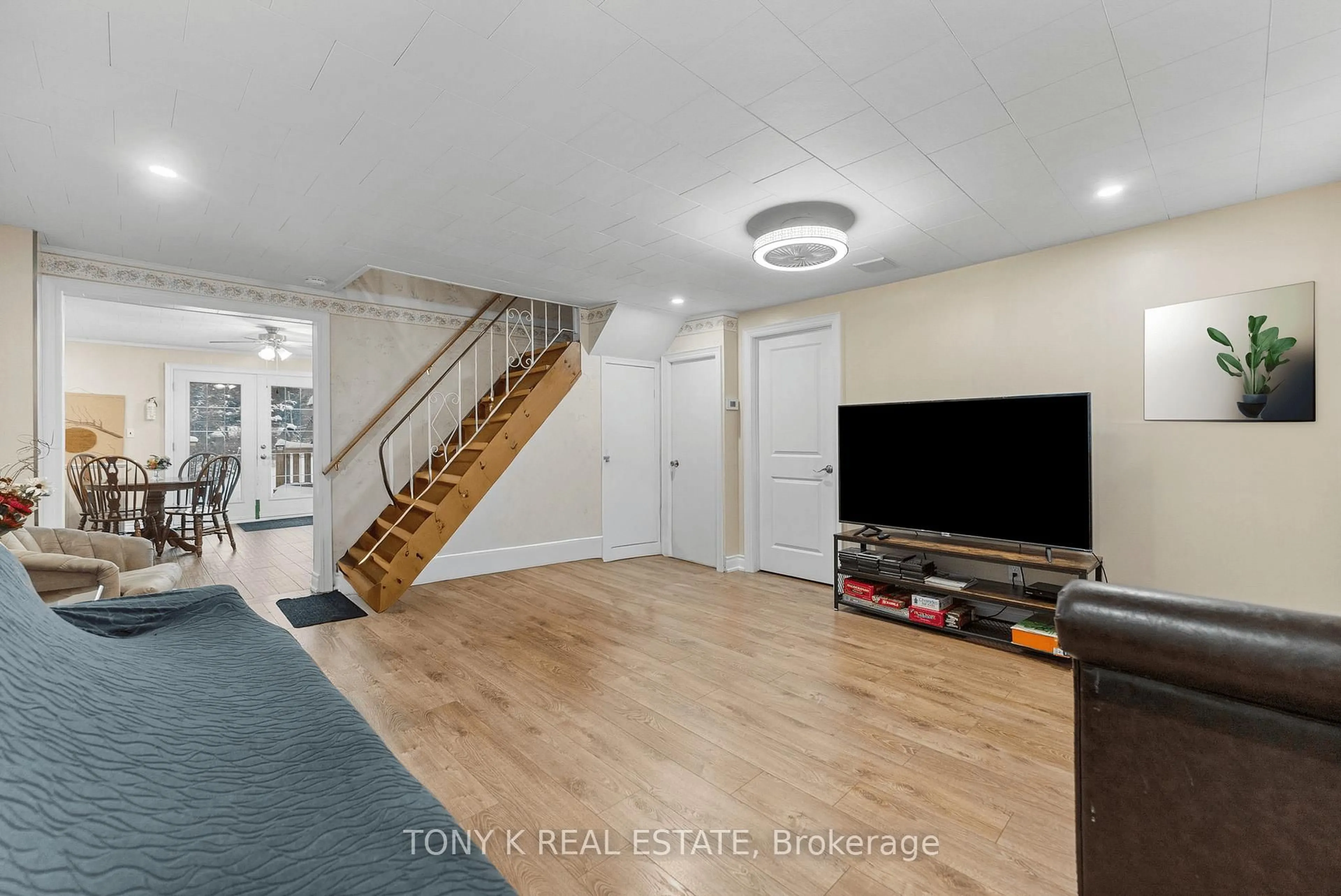 Unknown for 29325 Highway 28, Bancroft Ontario K0L 1C0