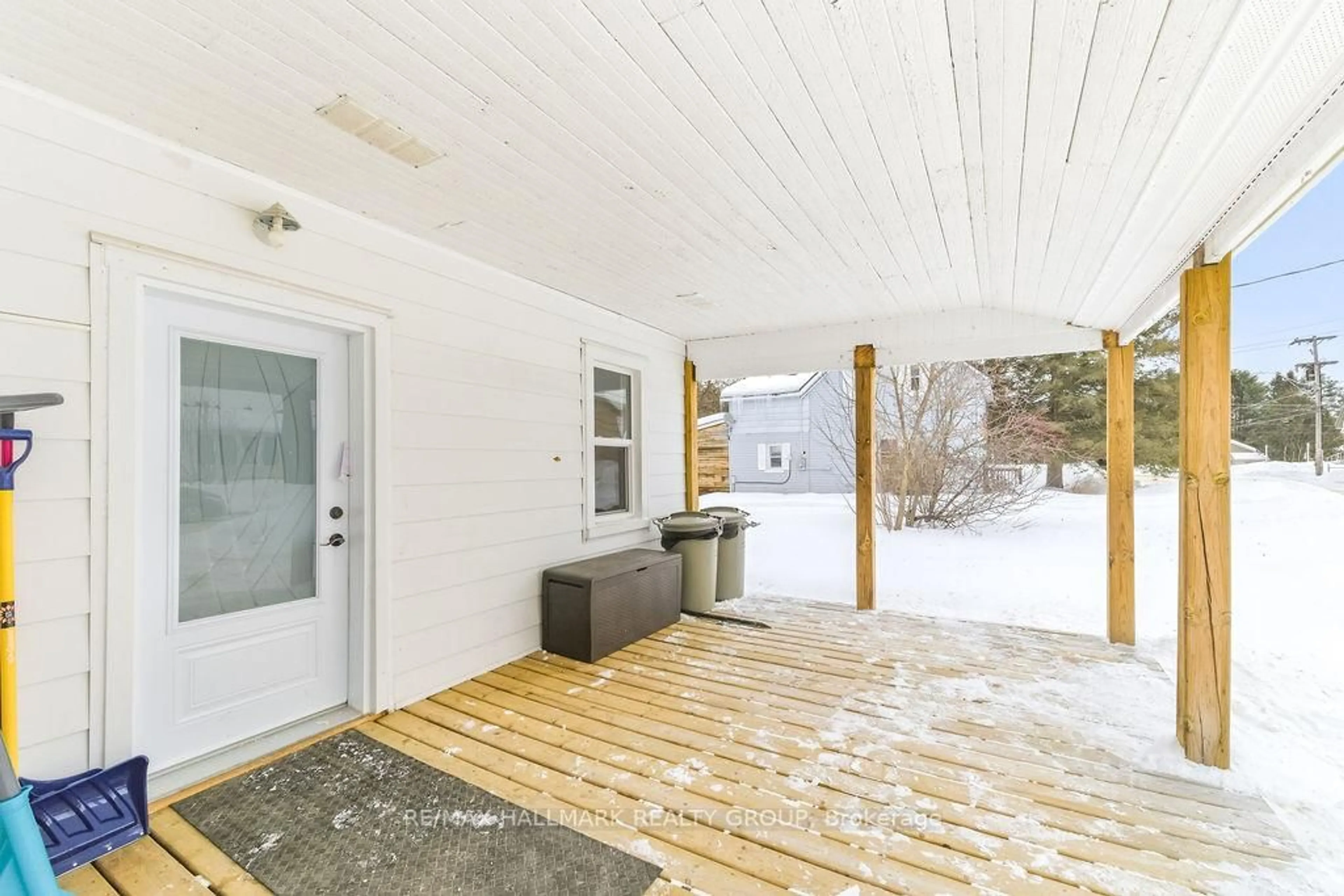 Unknown for 62 Main St, Chalk River Ontario K0J 1J0