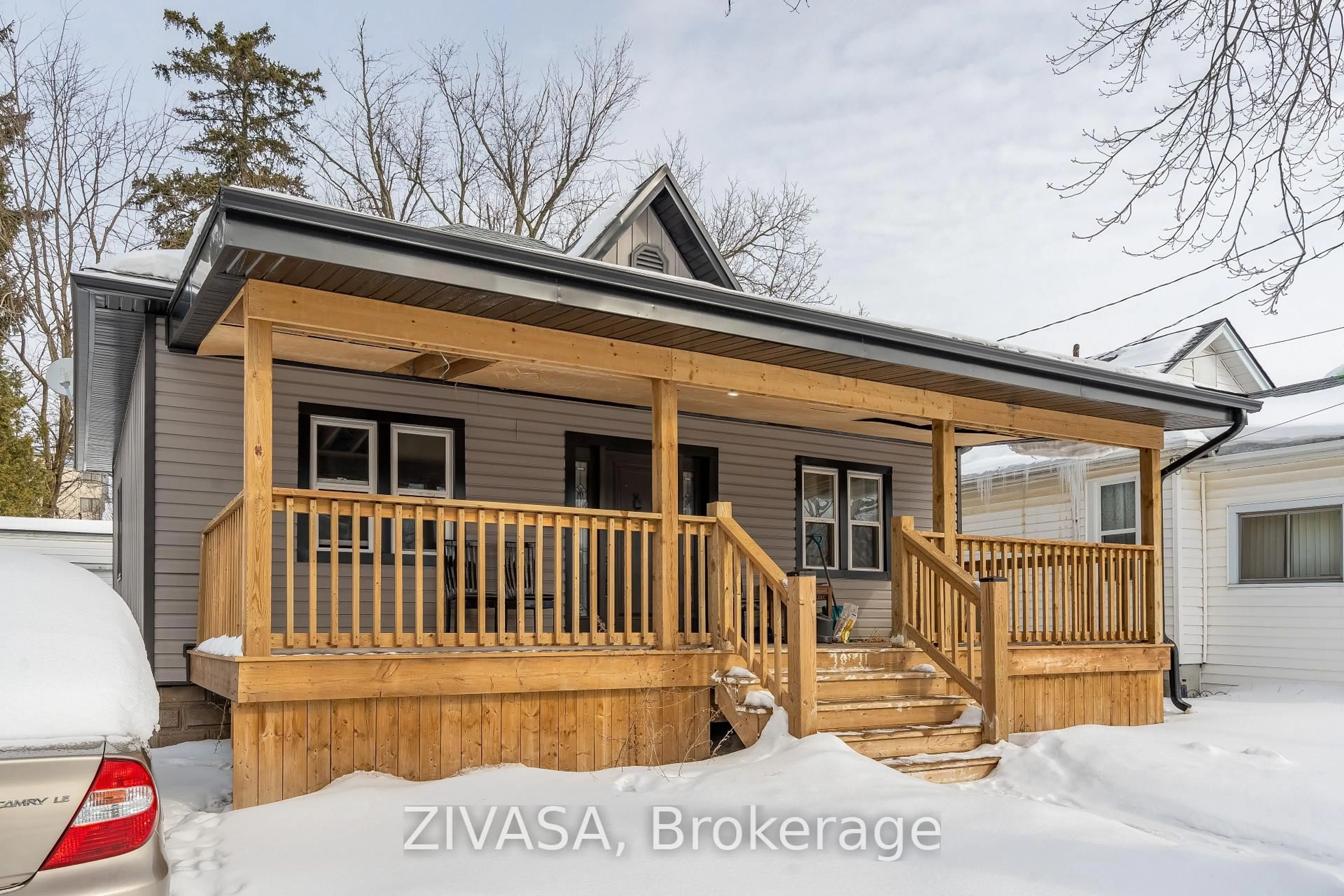 Unknown for 6367 Ker St, Niagara Falls Ontario L2G 1X7