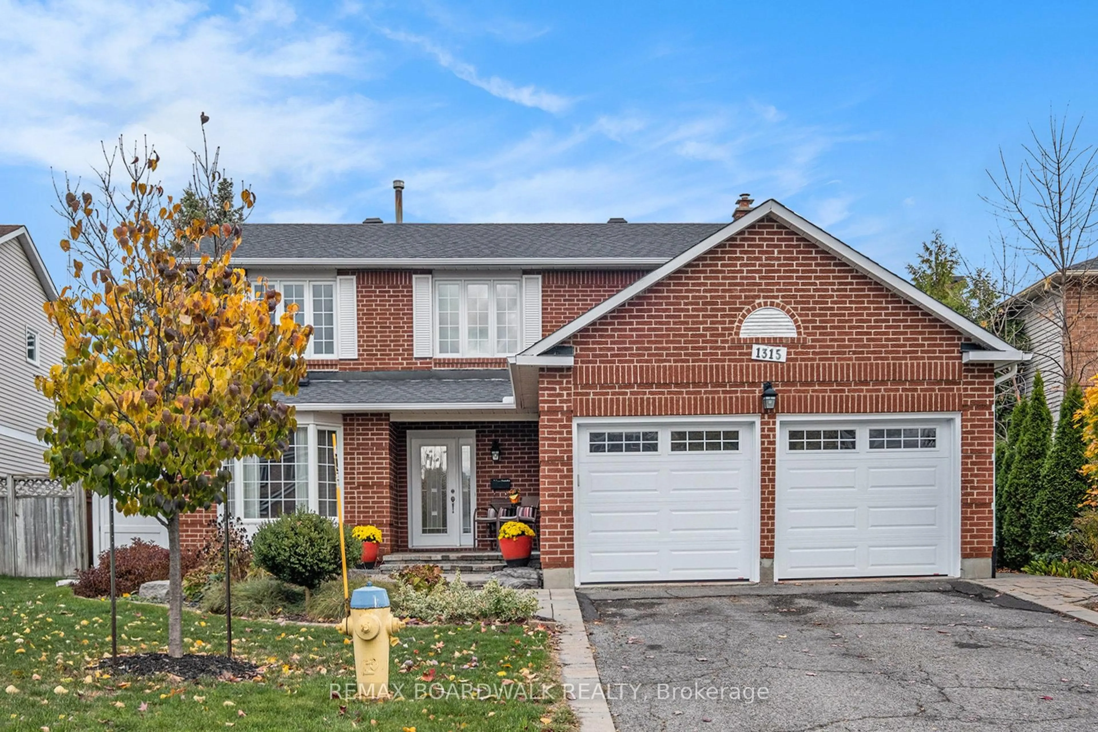 Home with brick exterior material, street for 1315 Prestone Dr, Ottawa Ontario K1E 2Z2