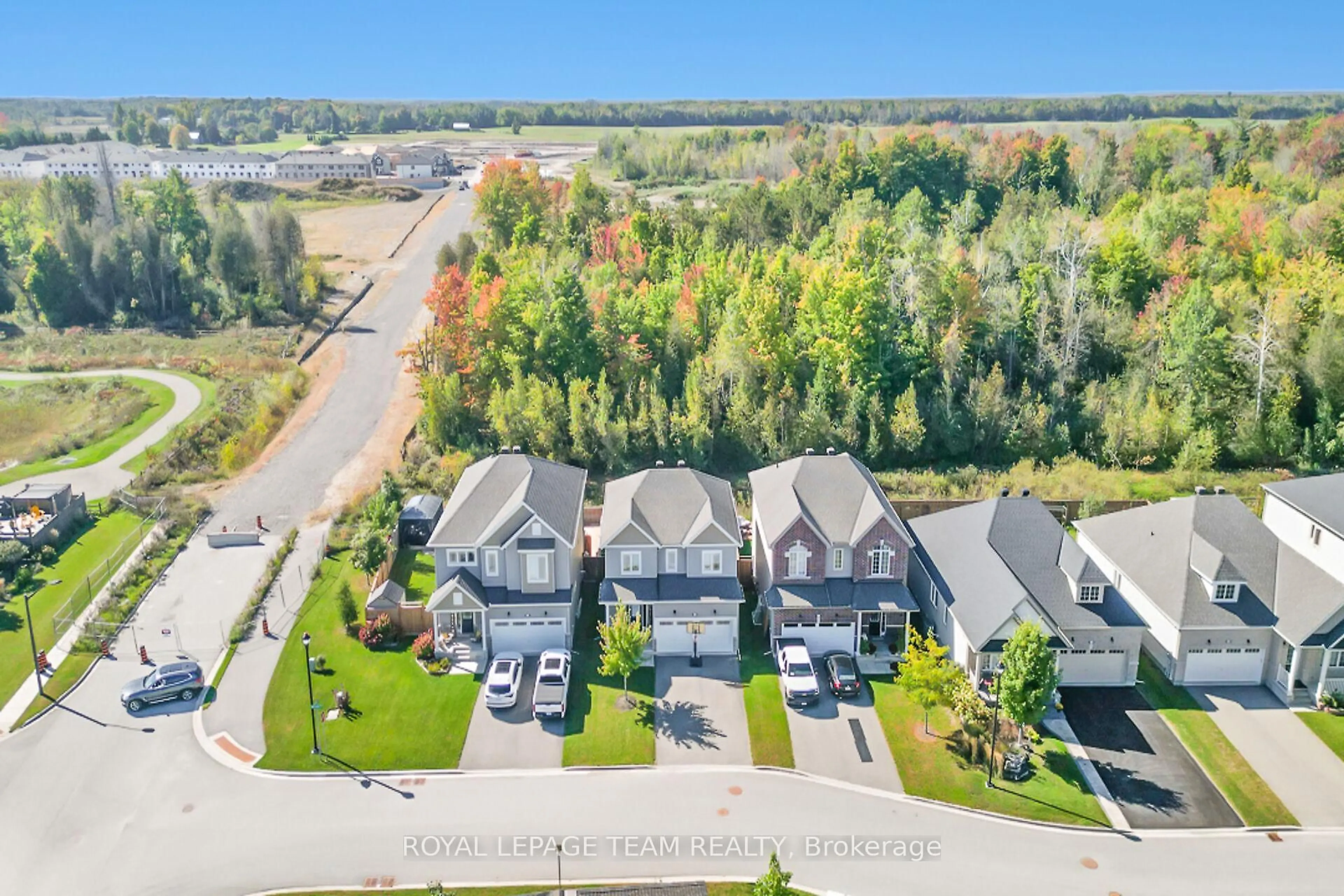 A pic from outside/outdoor area/front of a property/back of a property/a pic from drone, unknown for 3202 Harvester Cres, North Grenville Ontario K0G 1J0
