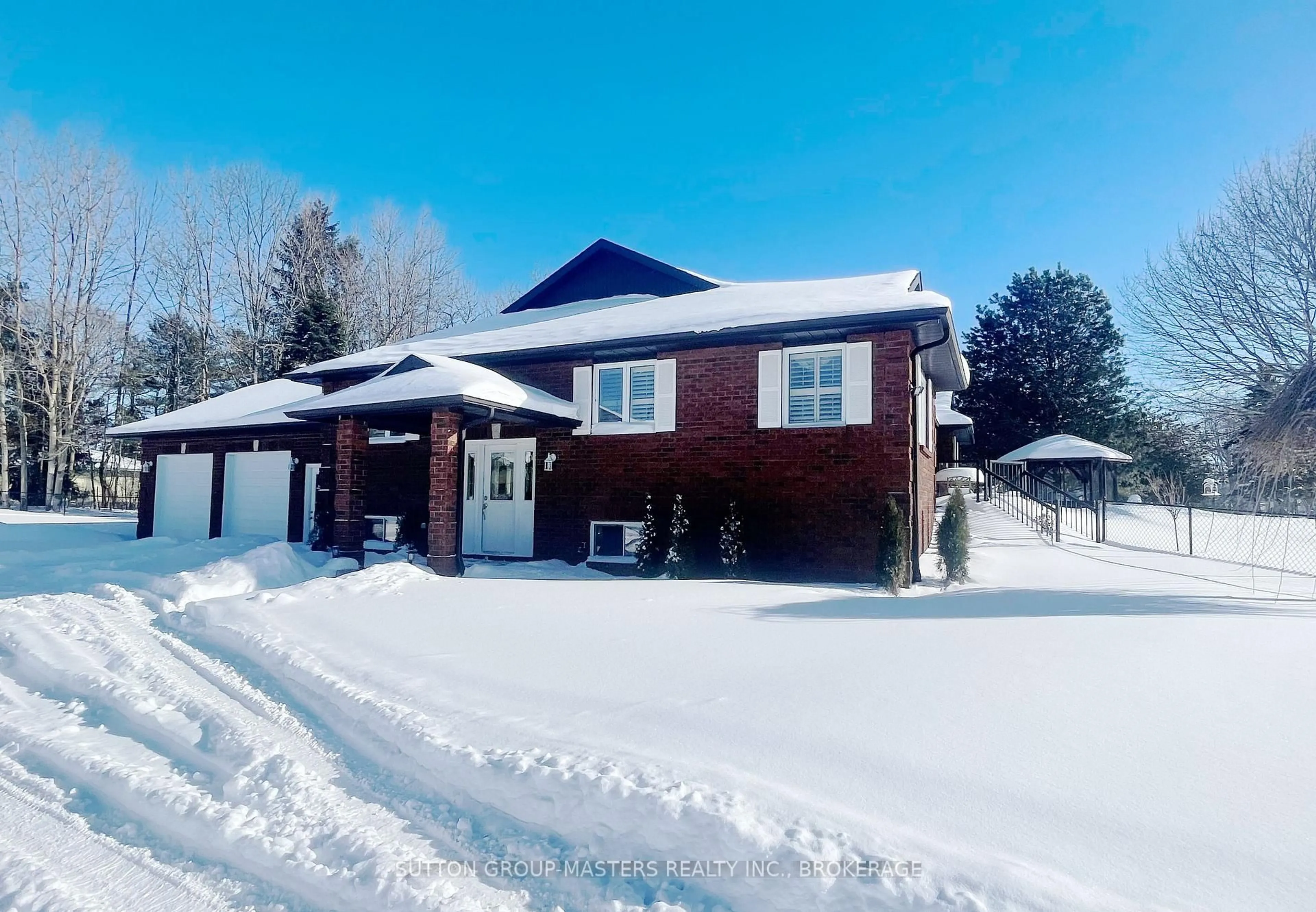 Unknown for 911 School Rd, Kingston Ontario K7L 4V1