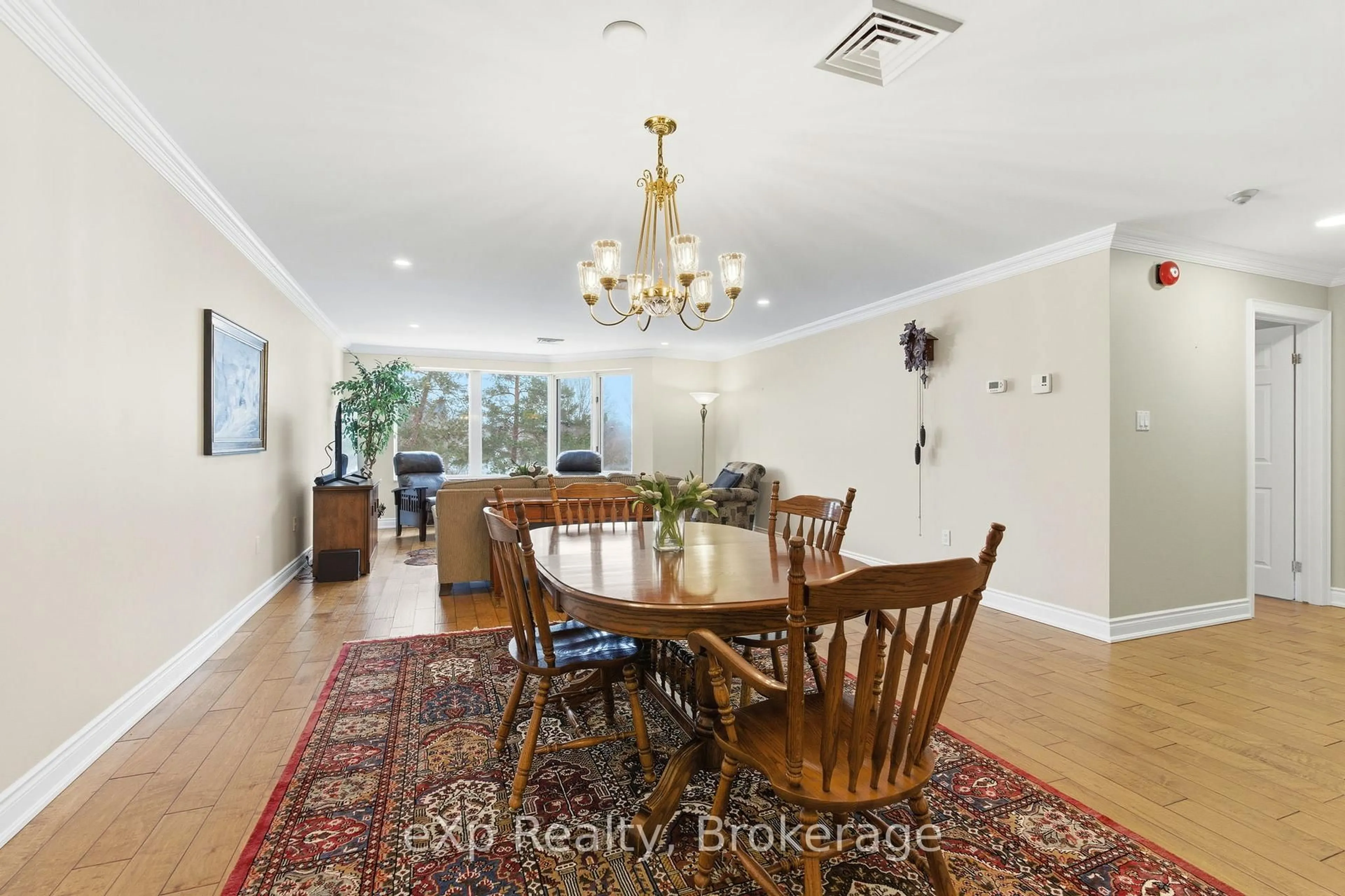 Dining room, unknown for 30 Front St #206, Stratford Ontario N5A 7S3