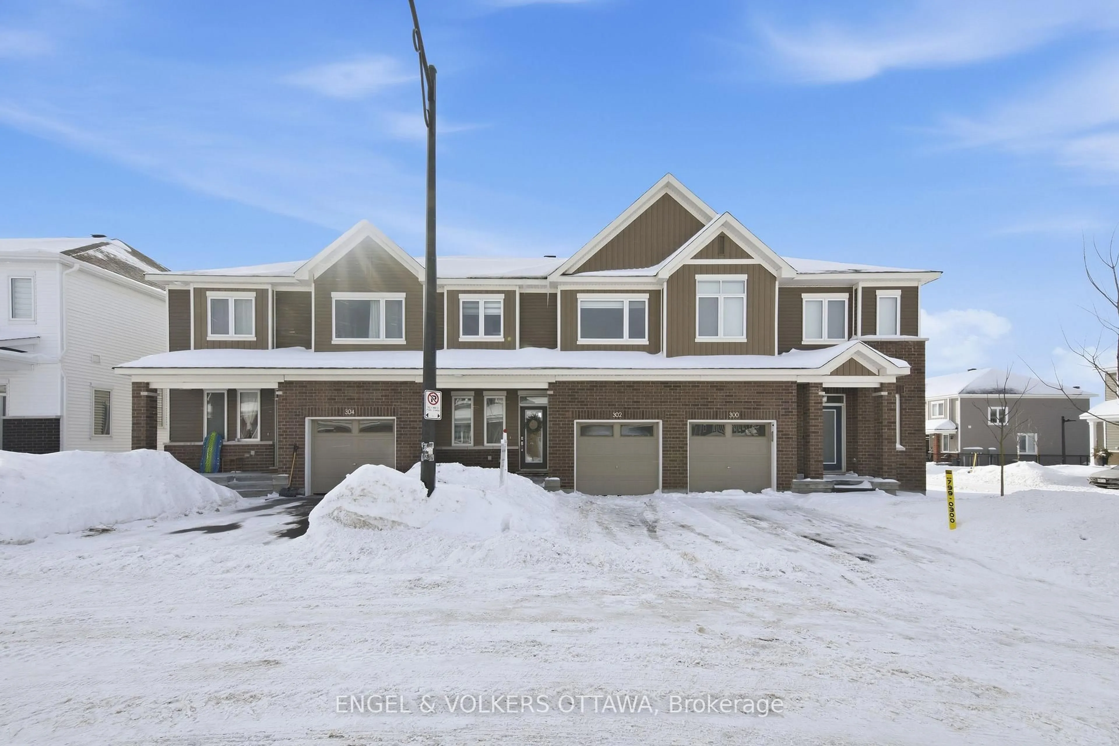 Unknown for 302 Canadensis Lane, Ottawa Ontario K2J 6X8