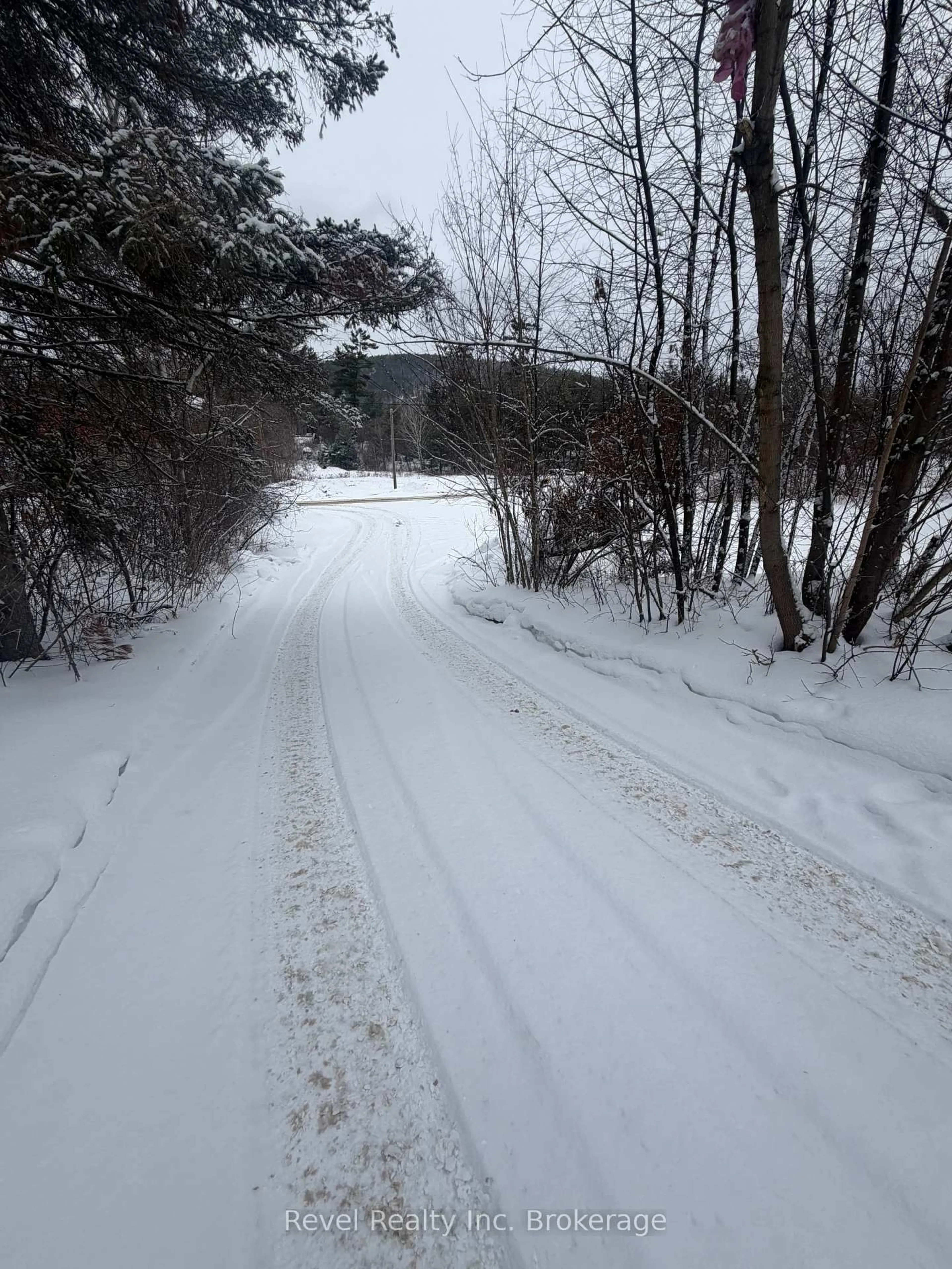 Blurry image for 442 PINE St, Mattawa Ontario P0H 1V0