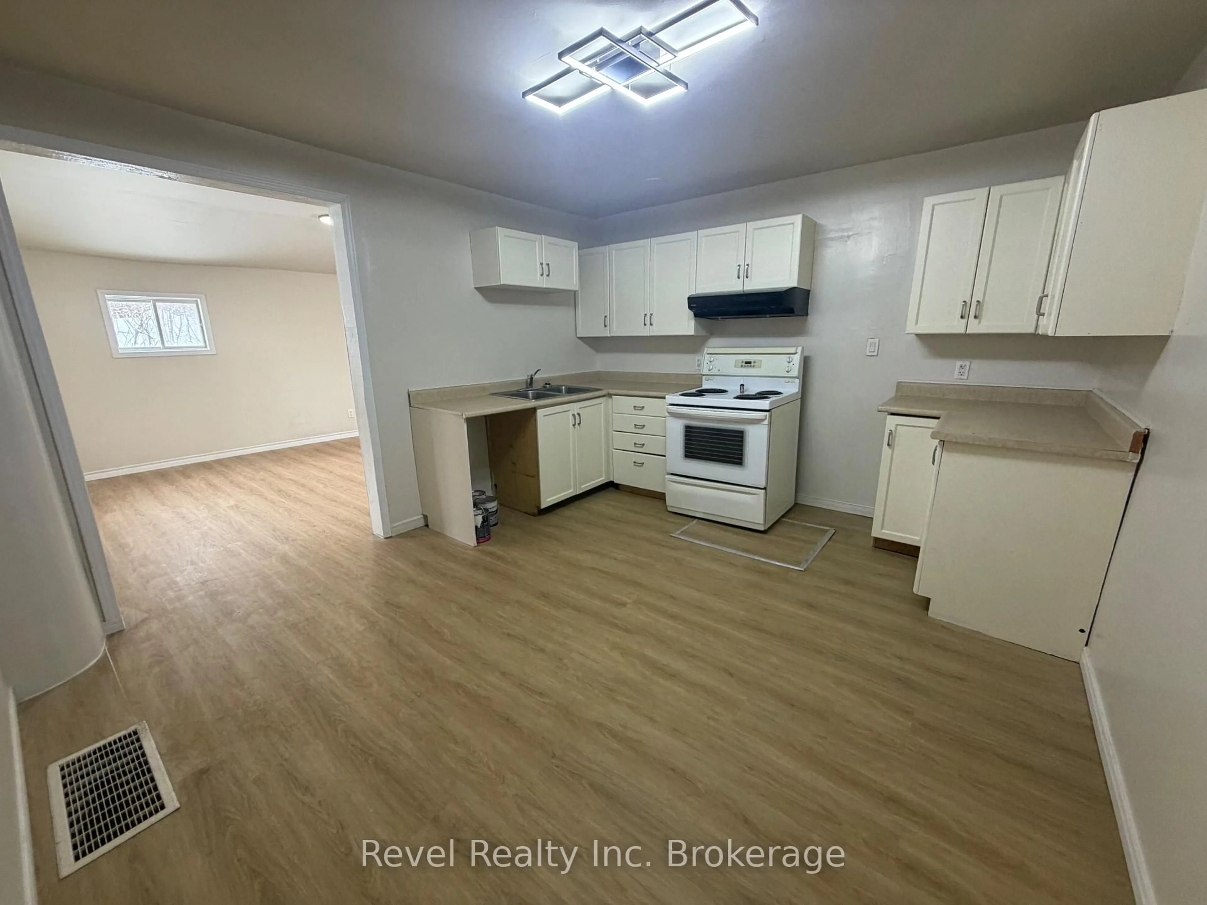 A pic of a room for 442 PINE St, Mattawa Ontario P0H 1V0