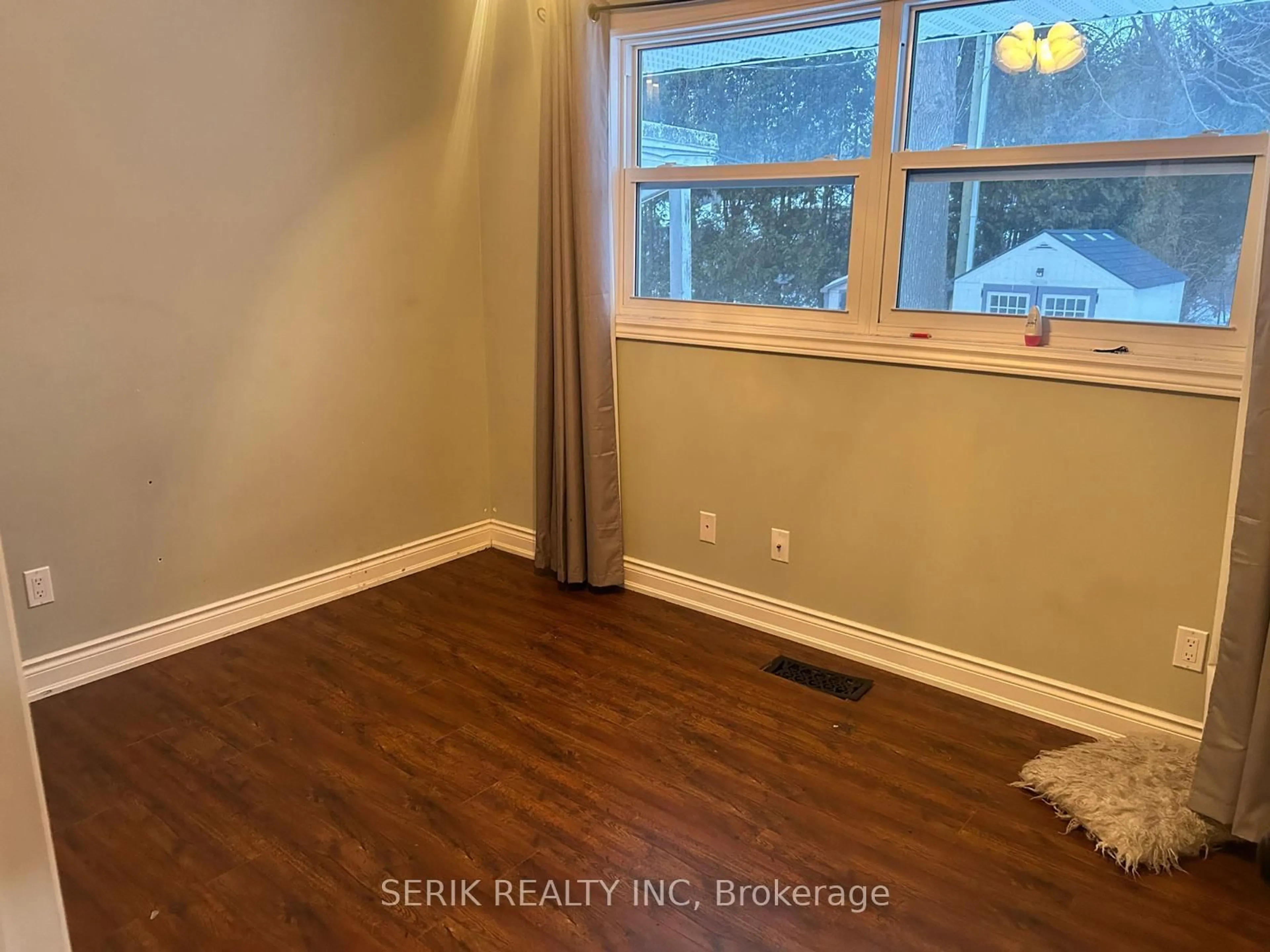 A pic of a room for 122 Fundy Ave, London East Ontario N5W 1R9