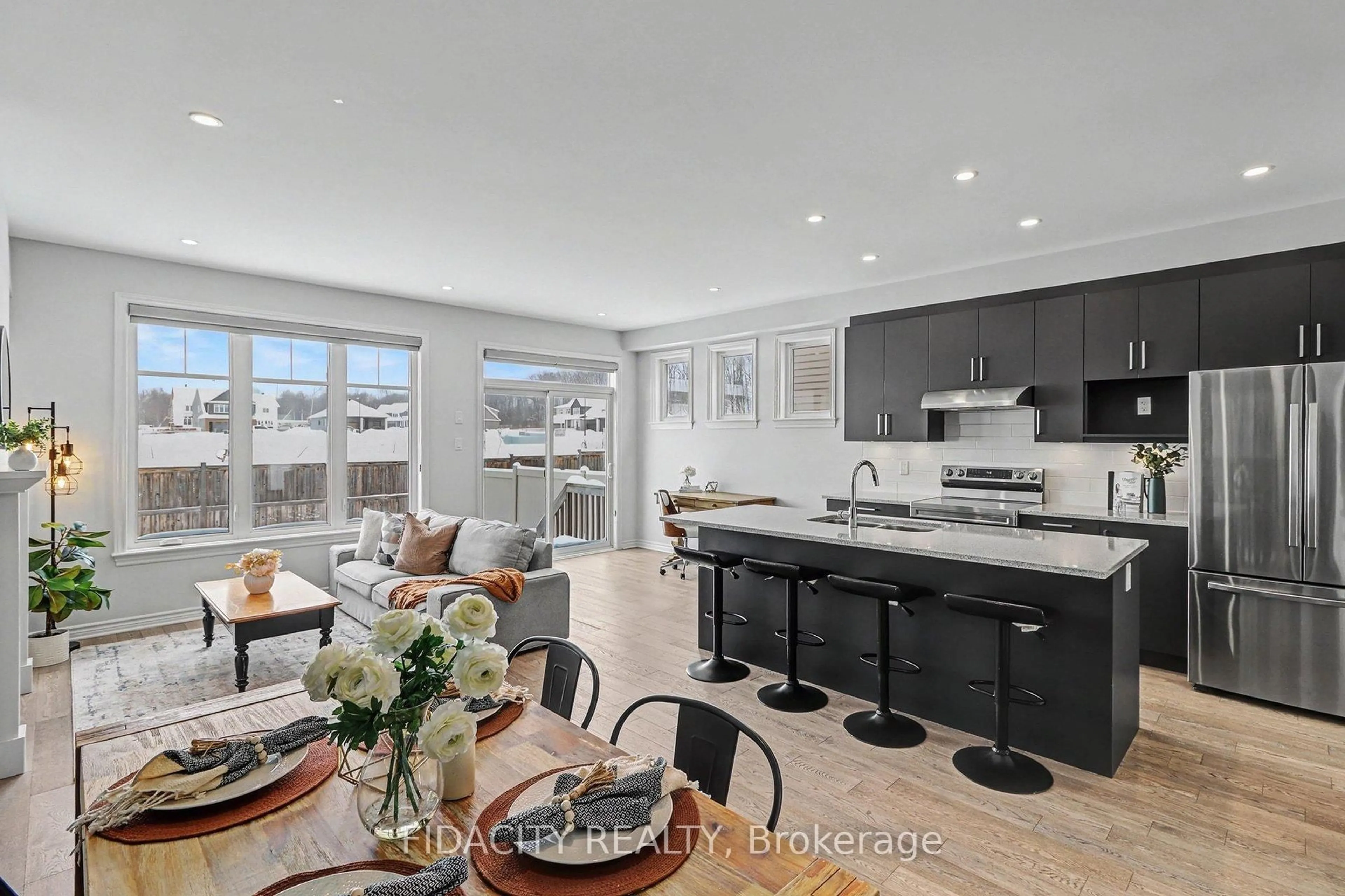 Open concept kitchen, unknown for 919 Antonio Farley St, Ottawa Ontario K4A 3N6