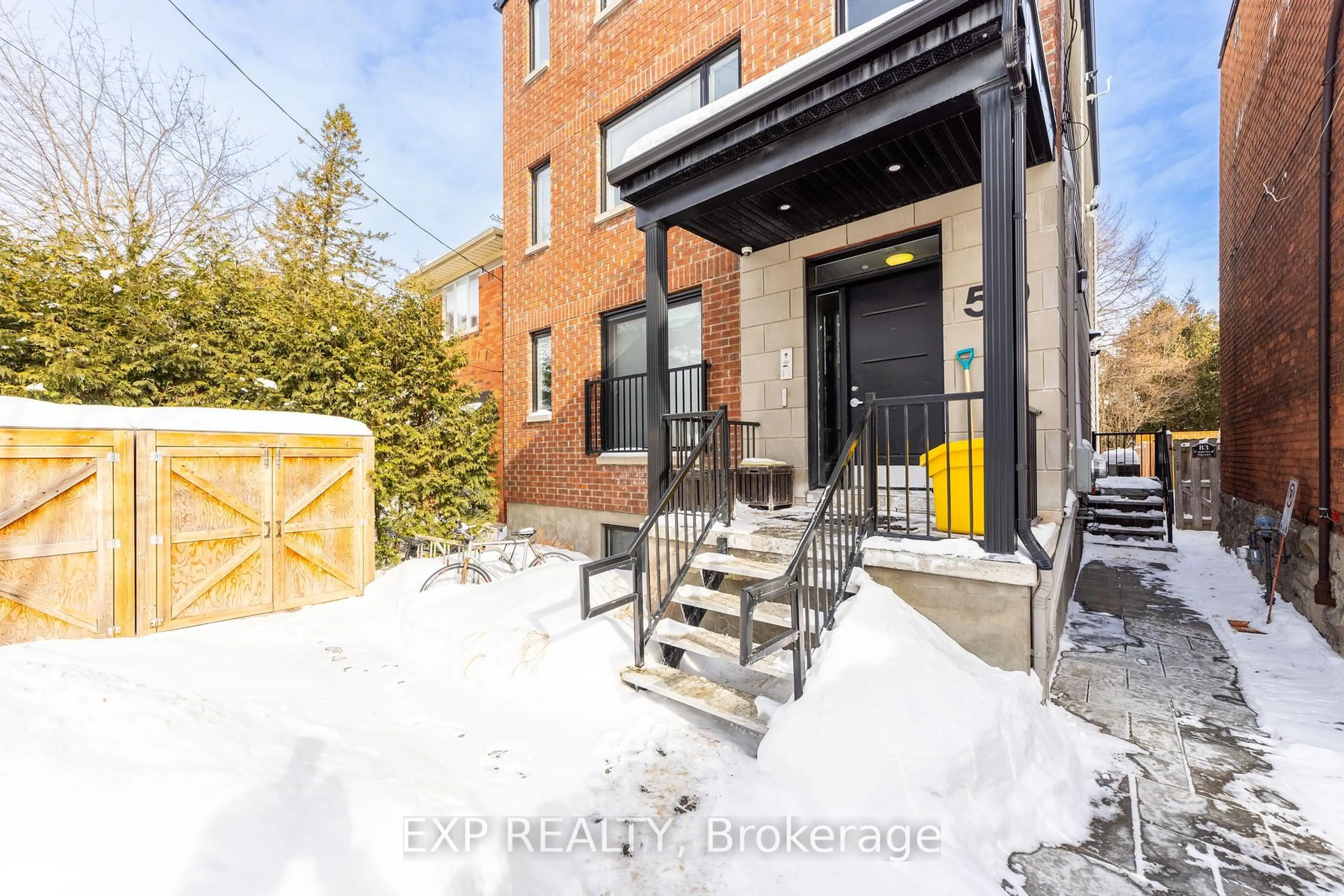 Patio, street for 59 Concord St, Ottawa Ontario K1S 0Y5