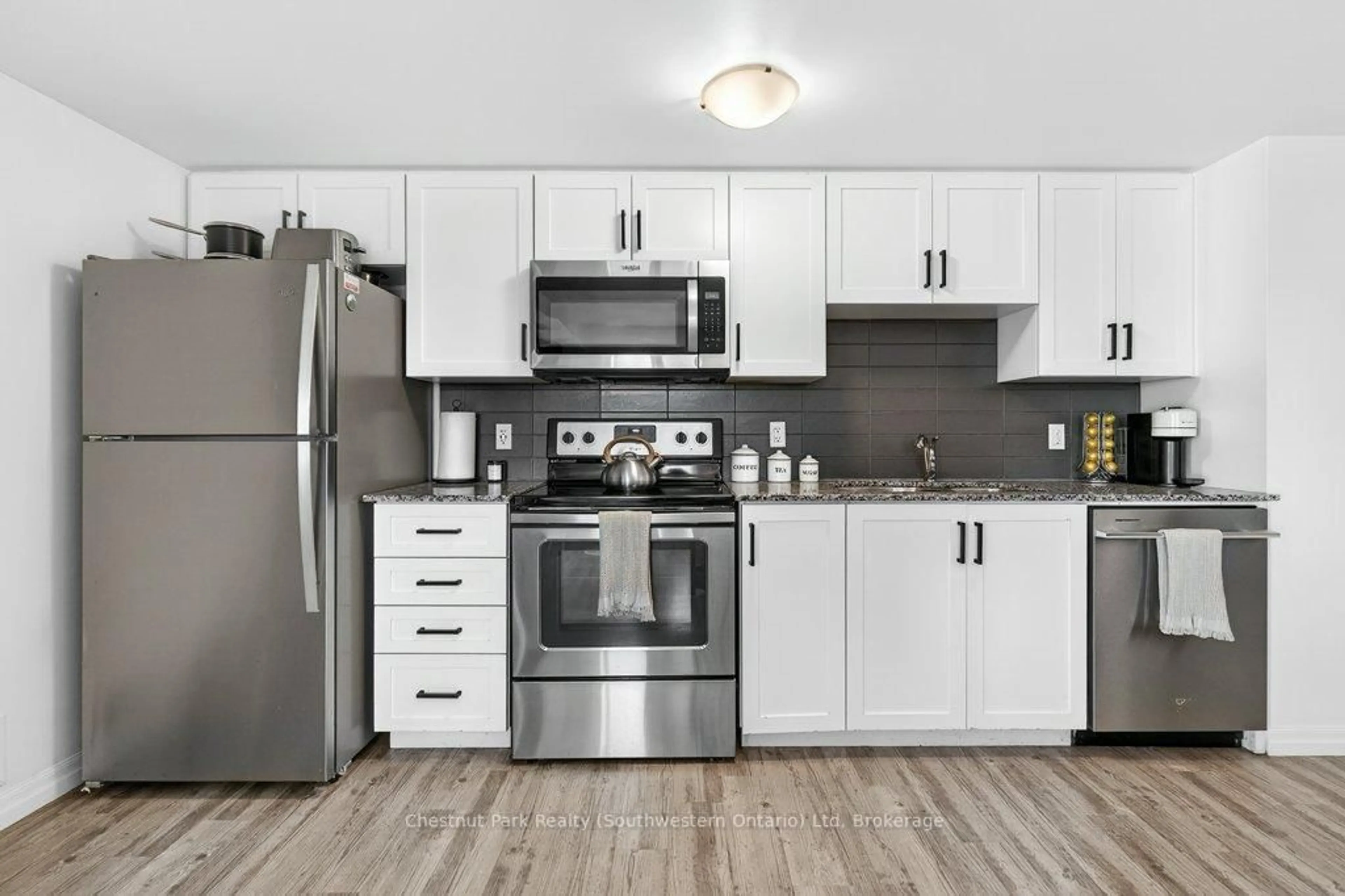 Standard kitchen, unknown for 108 Summit Ridge Dr #401, Guelph Ontario N1G 2E3