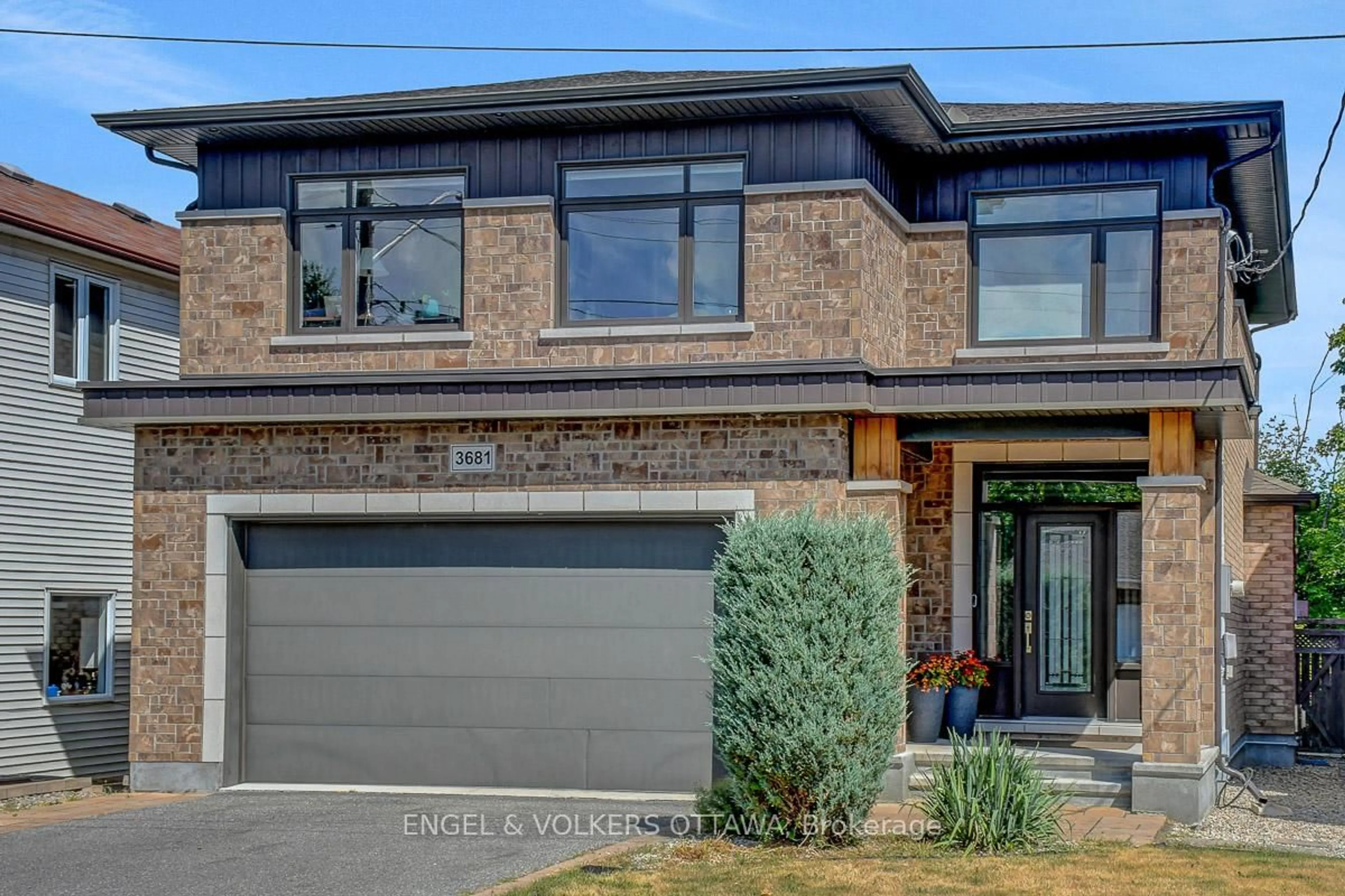 Home with brick exterior material, street for 3681 Eureka Ave, Ottawa Ontario K1T 1L5