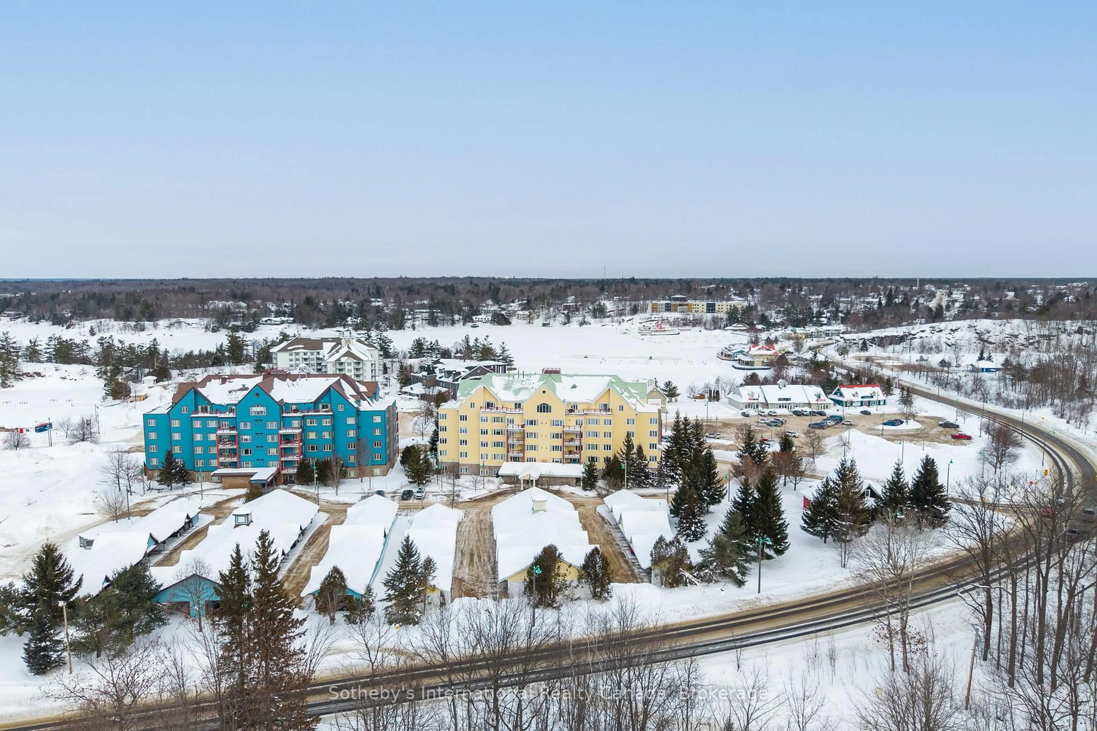 A pic from outside/outdoor area/front of a property/back of a property/a pic from drone, mountain view for 110 Steamship Bay Rd #102, Gravenhurst Ontario P1P 1Z9
