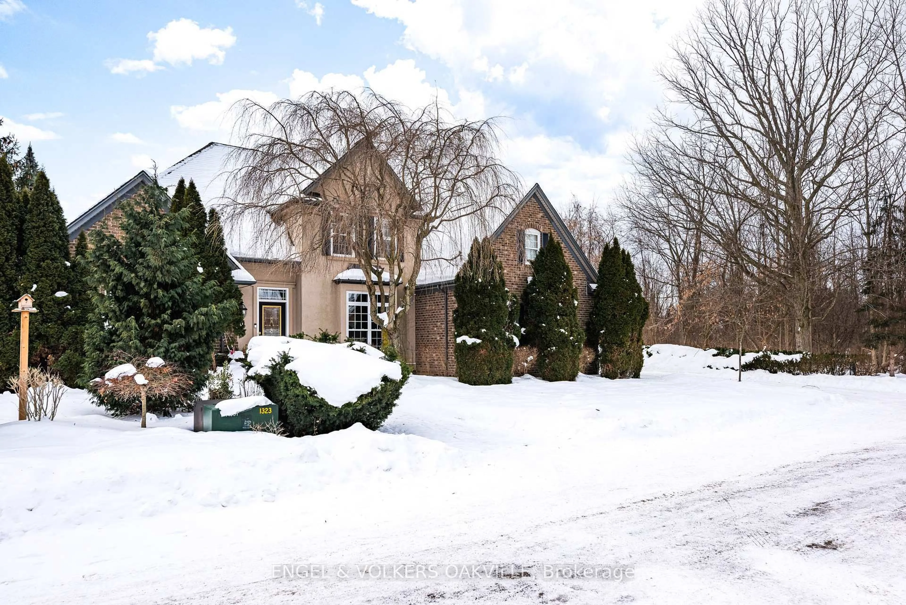 Unknown for 50 James St, Niagara-on-the-Lake Ontario L0S 1J0