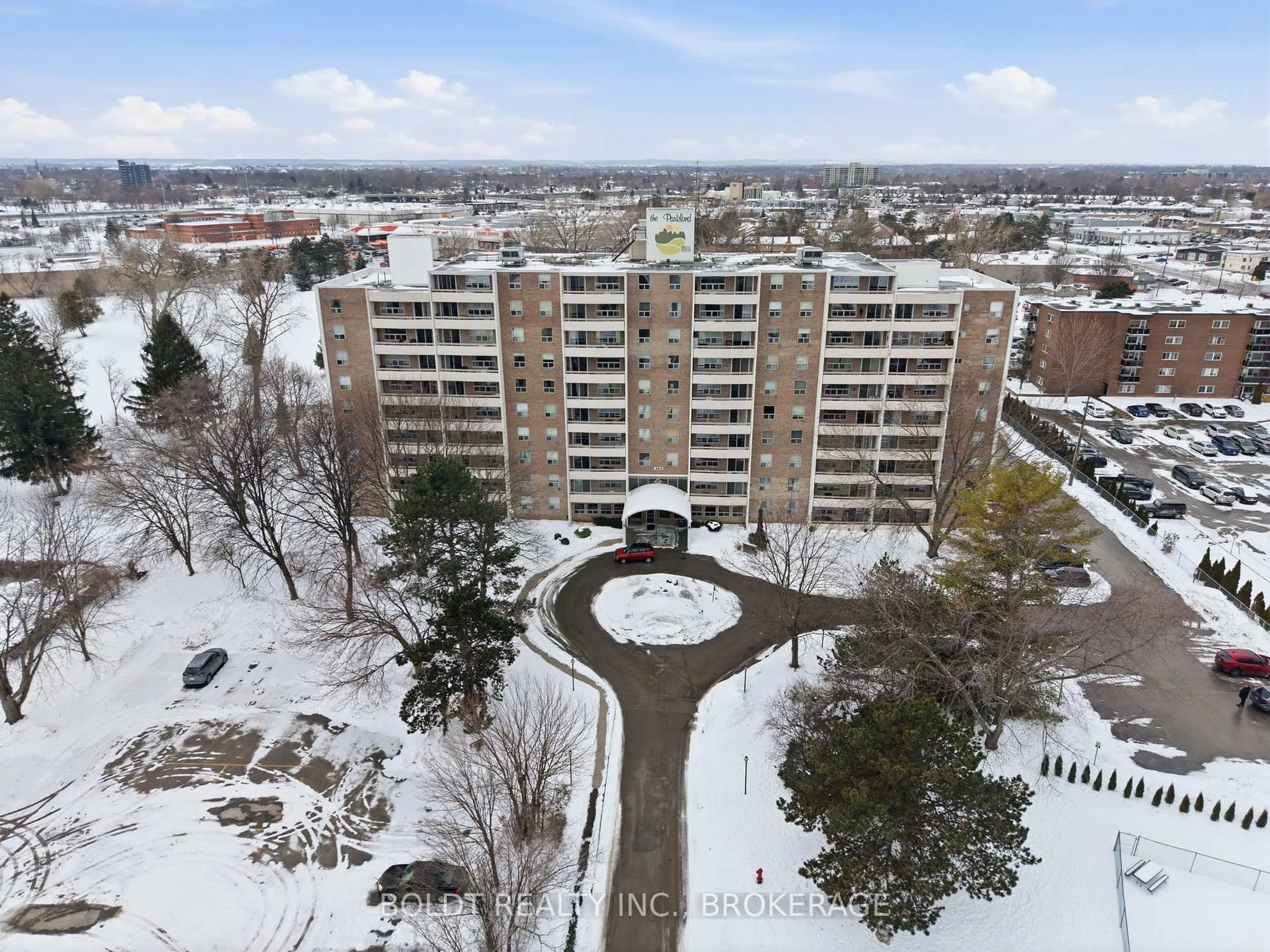 A pic from outside/outdoor area/front of a property/back of a property/a pic from drone, city buildings view from balcony for 365 Geneva St #409, St. Catharines Ontario L2N 5S7