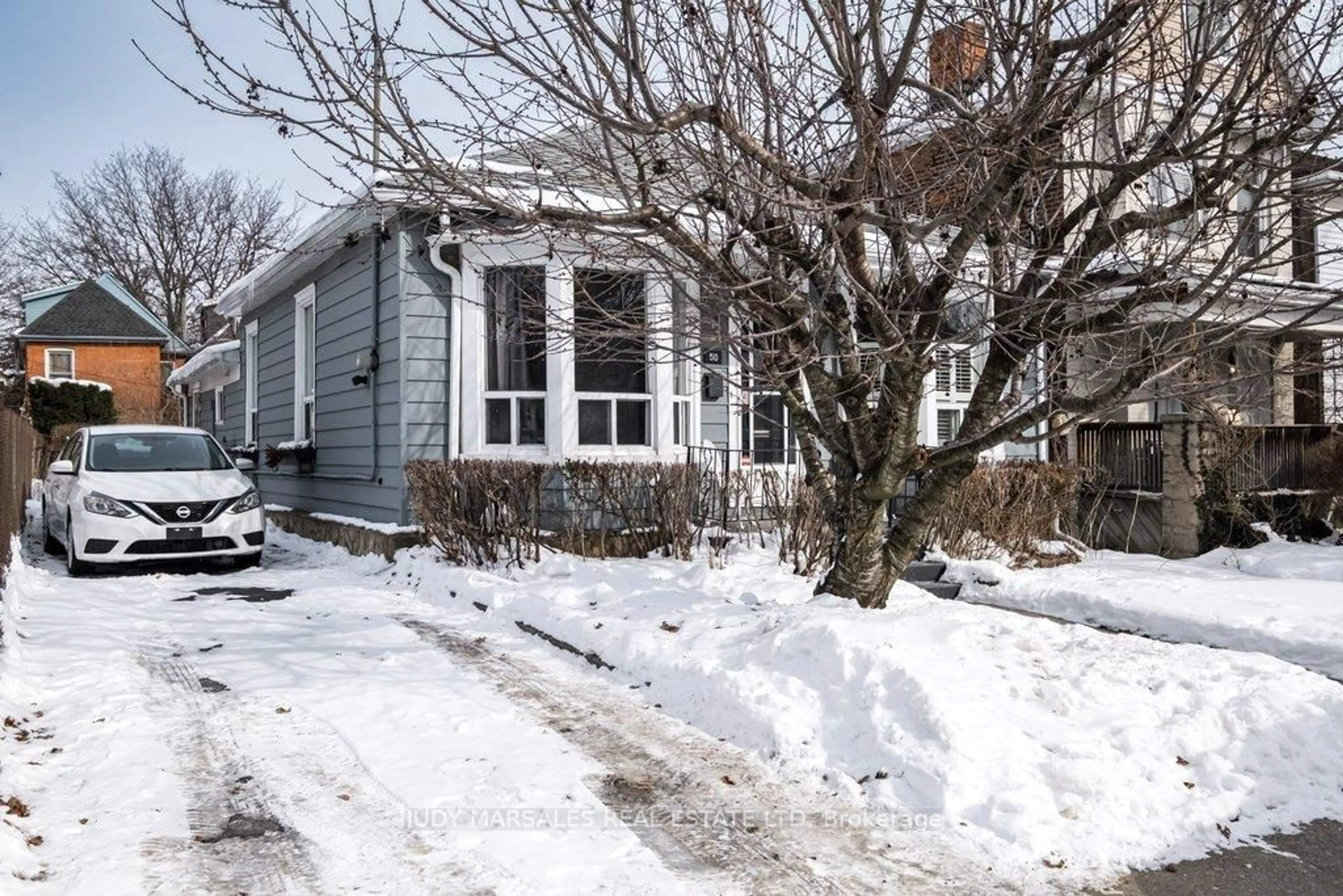 Unknown for 50 Macaulay St, Hamilton Ontario L8L 1E7