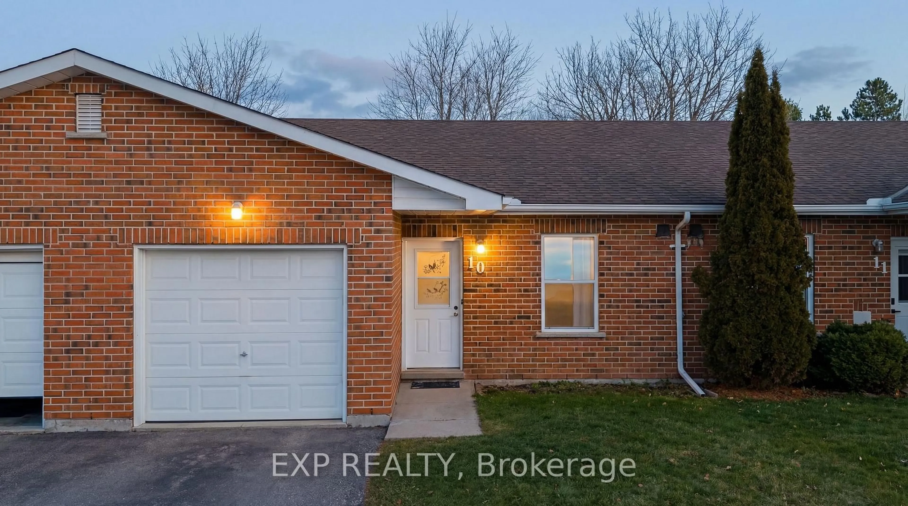 Home with brick exterior material, street for 1028 Ann St #10, Howick Ontario N0G 2X0