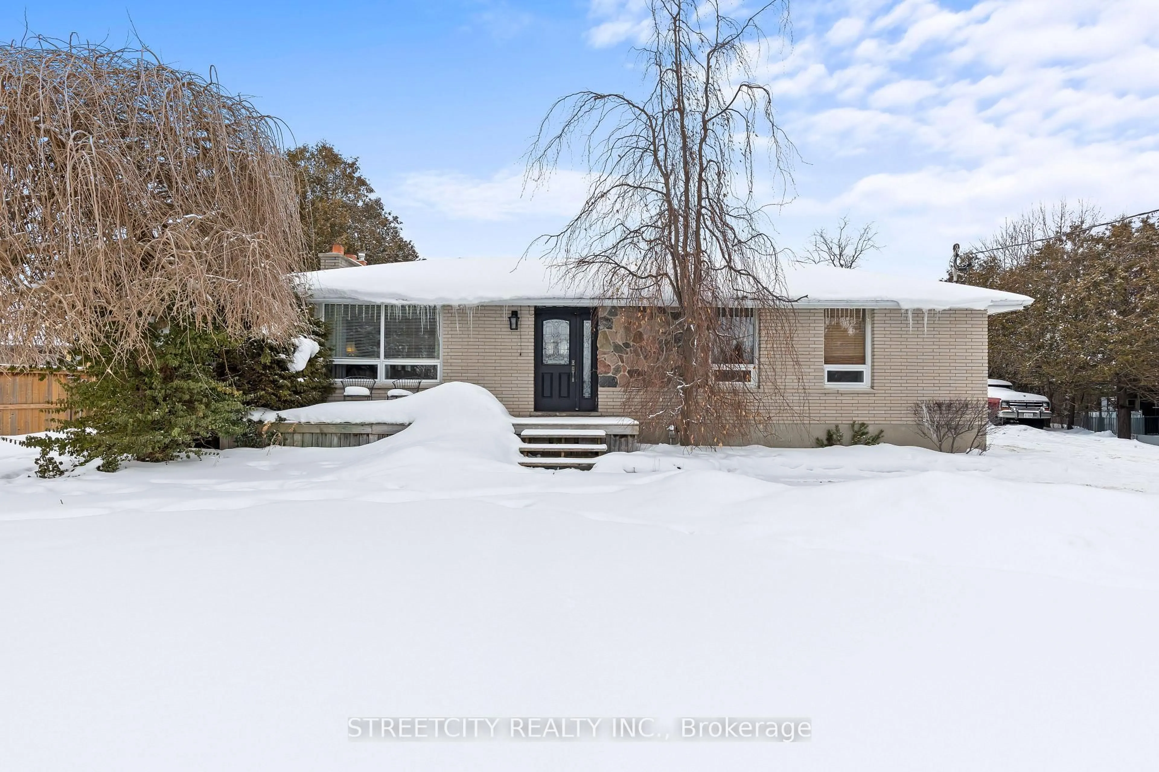 Unknown for 2632 Catherine St, Thames Centre Ontario N0L 1G4