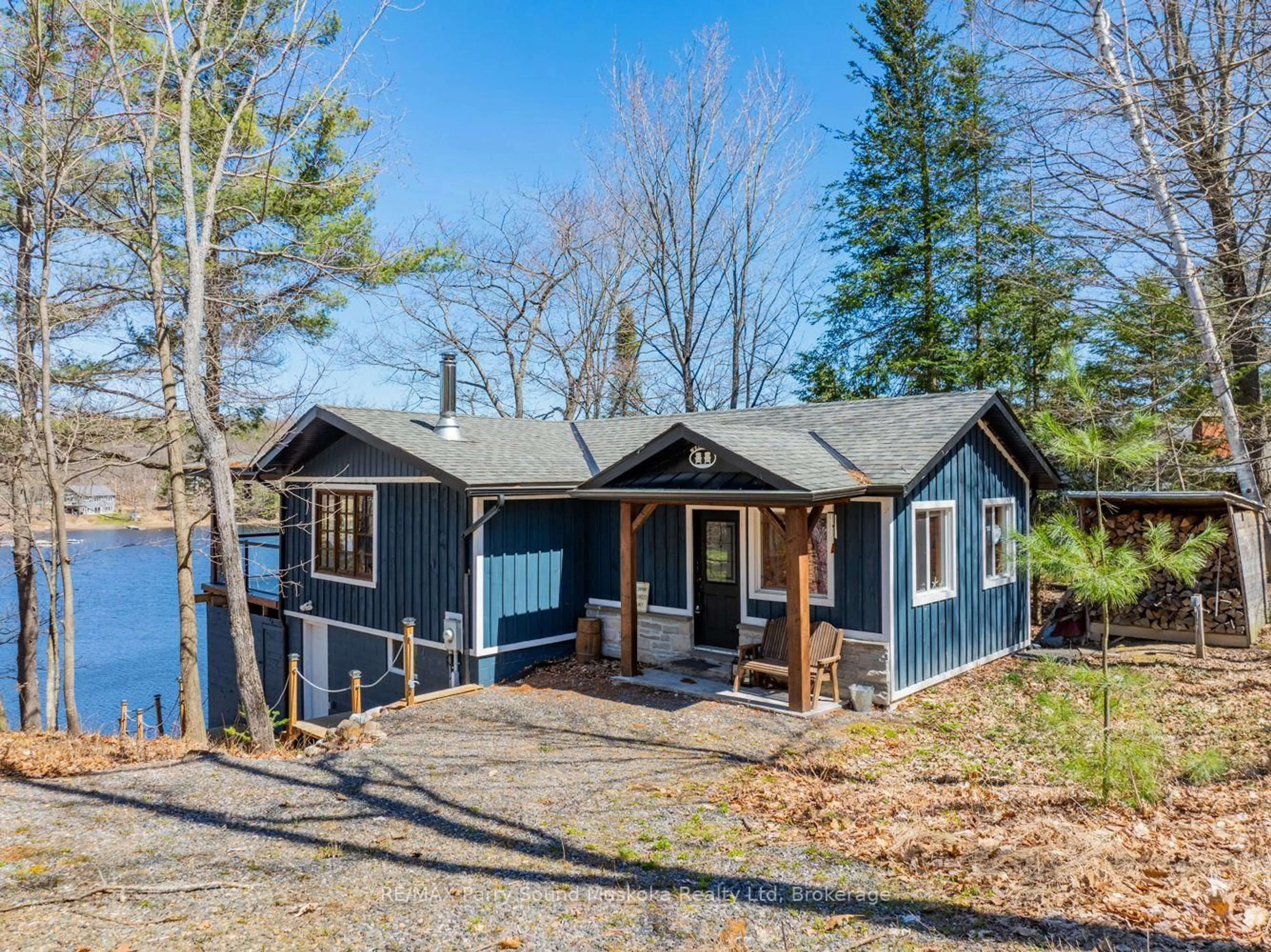 A pic from outside/outdoor area/front of a property/back of a property/a pic from drone, water/lake/river/ocean view for 18 INVERLOCHY Rd, Carling Ontario P0G 1G0
