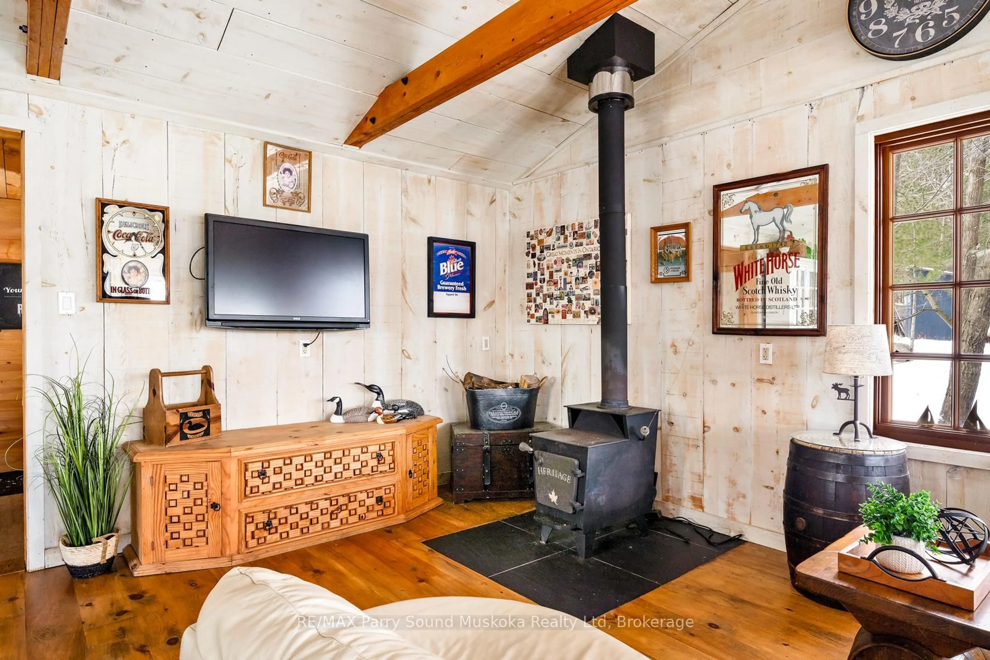 Unknown for 18 INVERLOCHY Rd, Carling Ontario P0G 1G0