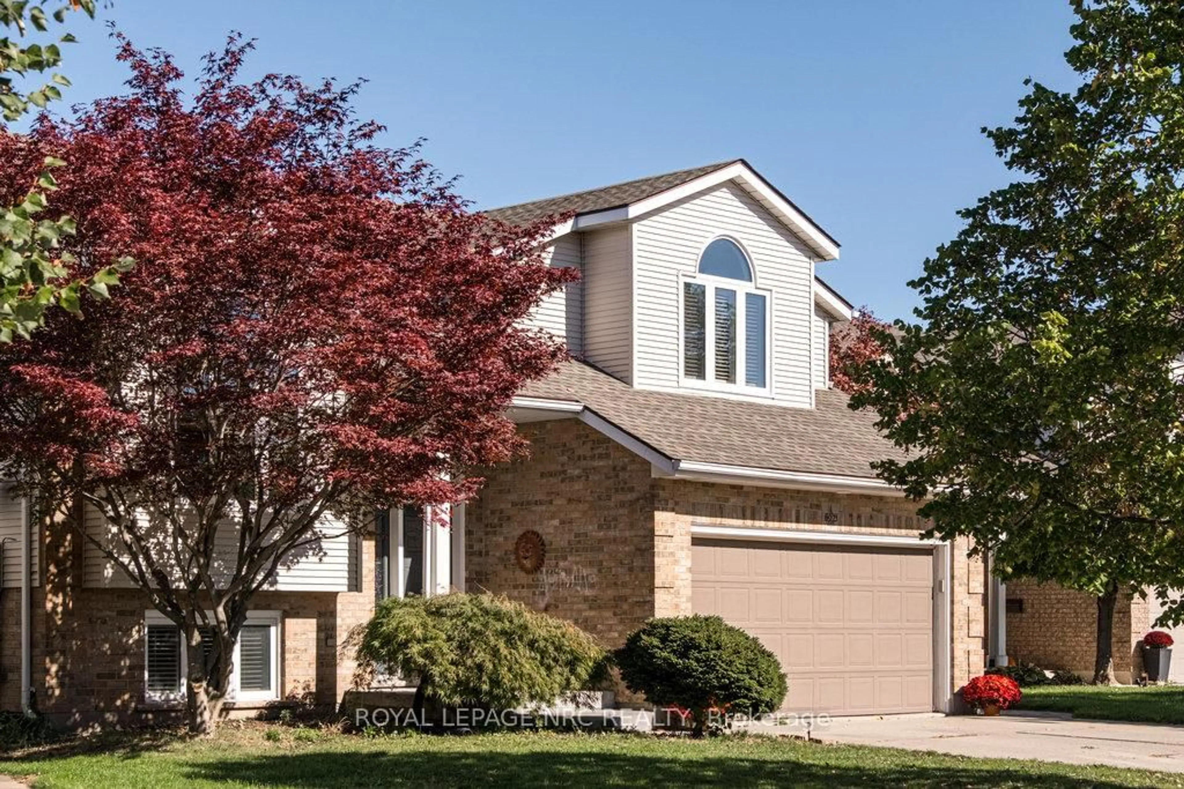 Home with vinyl exterior material, street for 8071 Costabile Dr, Niagara Falls Ontario L2H 3H4