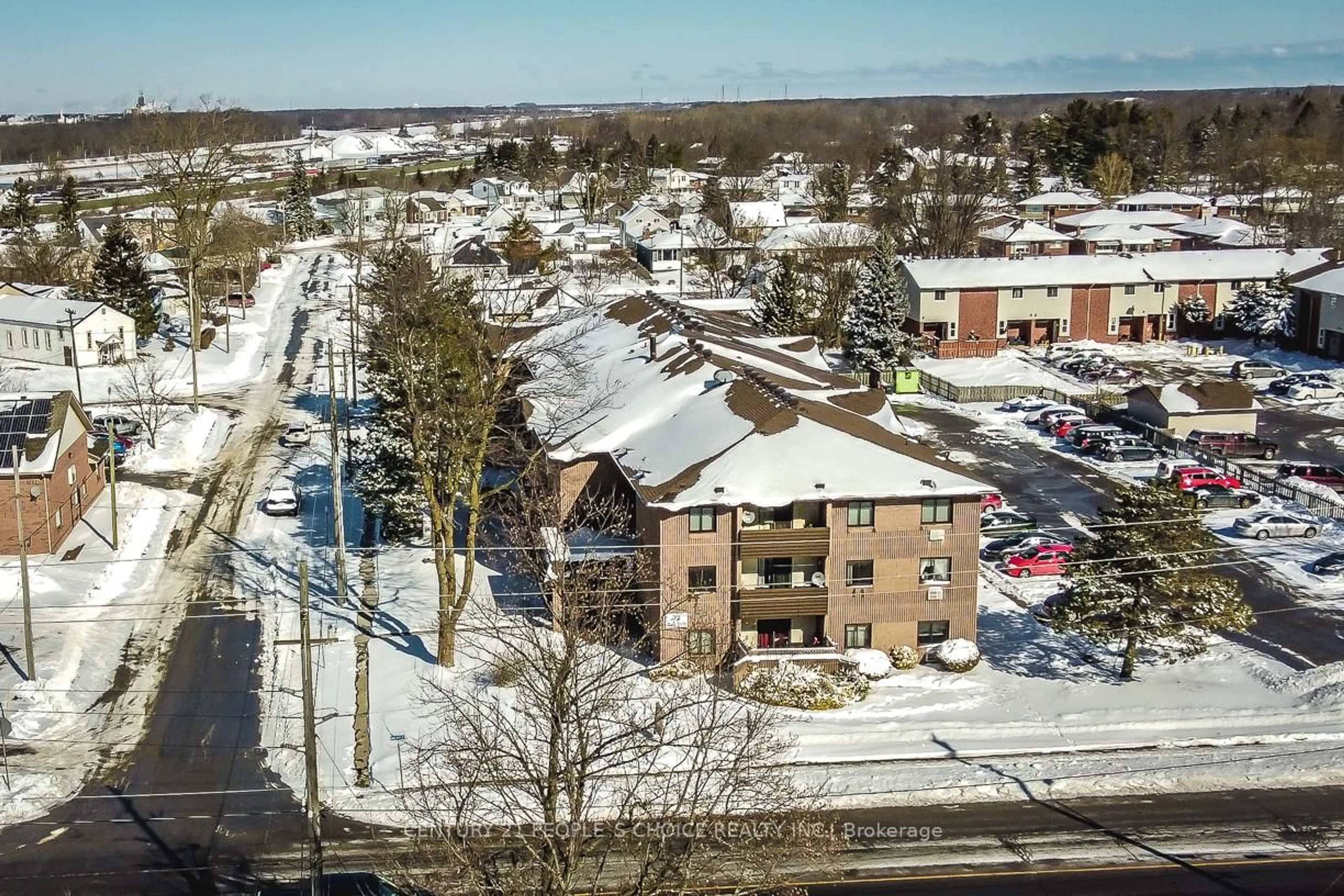 A pic from outside/outdoor area/front of a property/back of a property/a pic from drone, unknown for 72 Main St #107, Port Colborne Ontario L3K 5Z8