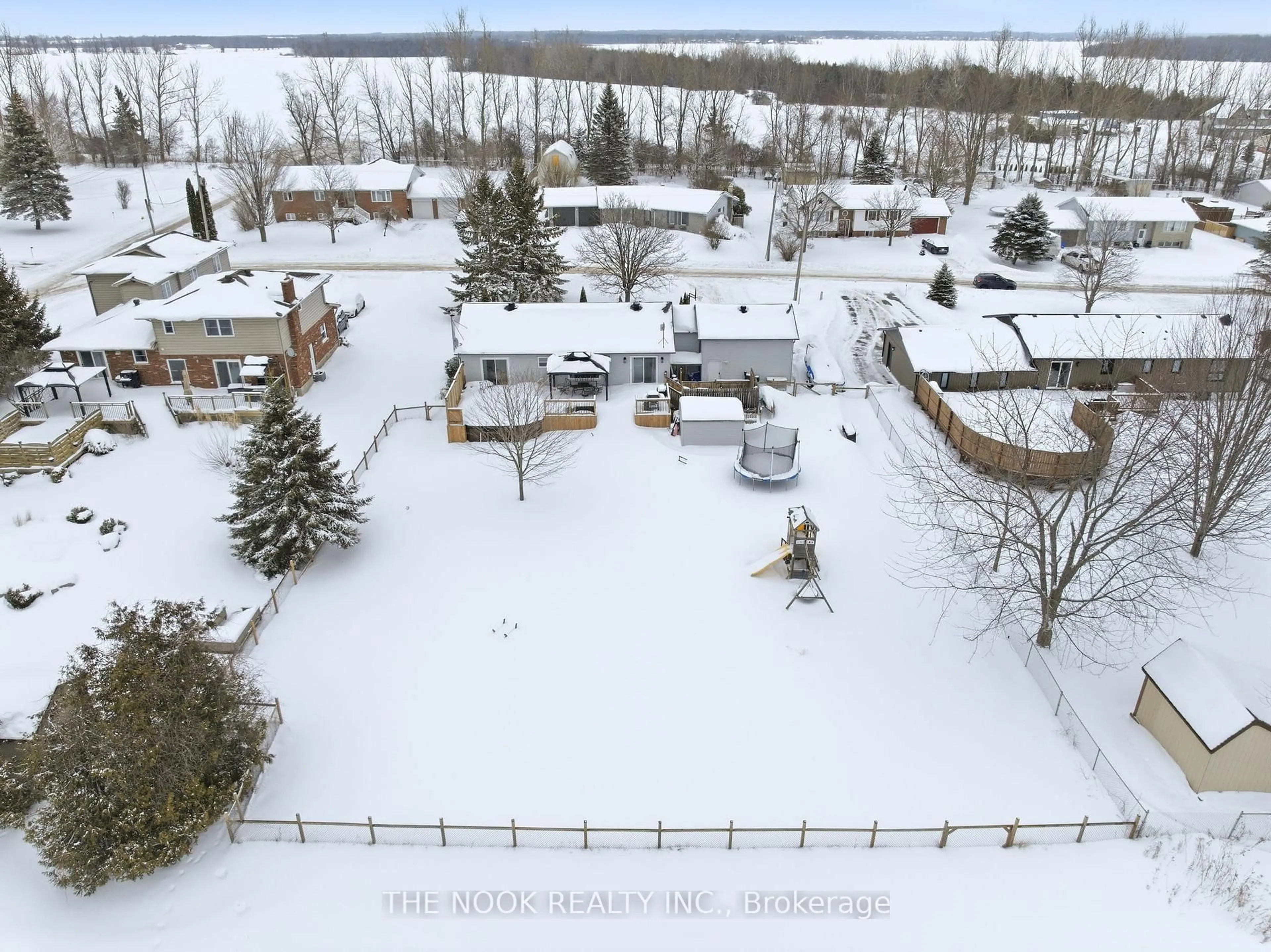A pic from outside/outdoor area/front of a property/back of a property/a pic from drone, unknown for 6 SPARROW Crt, Kawartha Lakes Ontario K0M 2C0