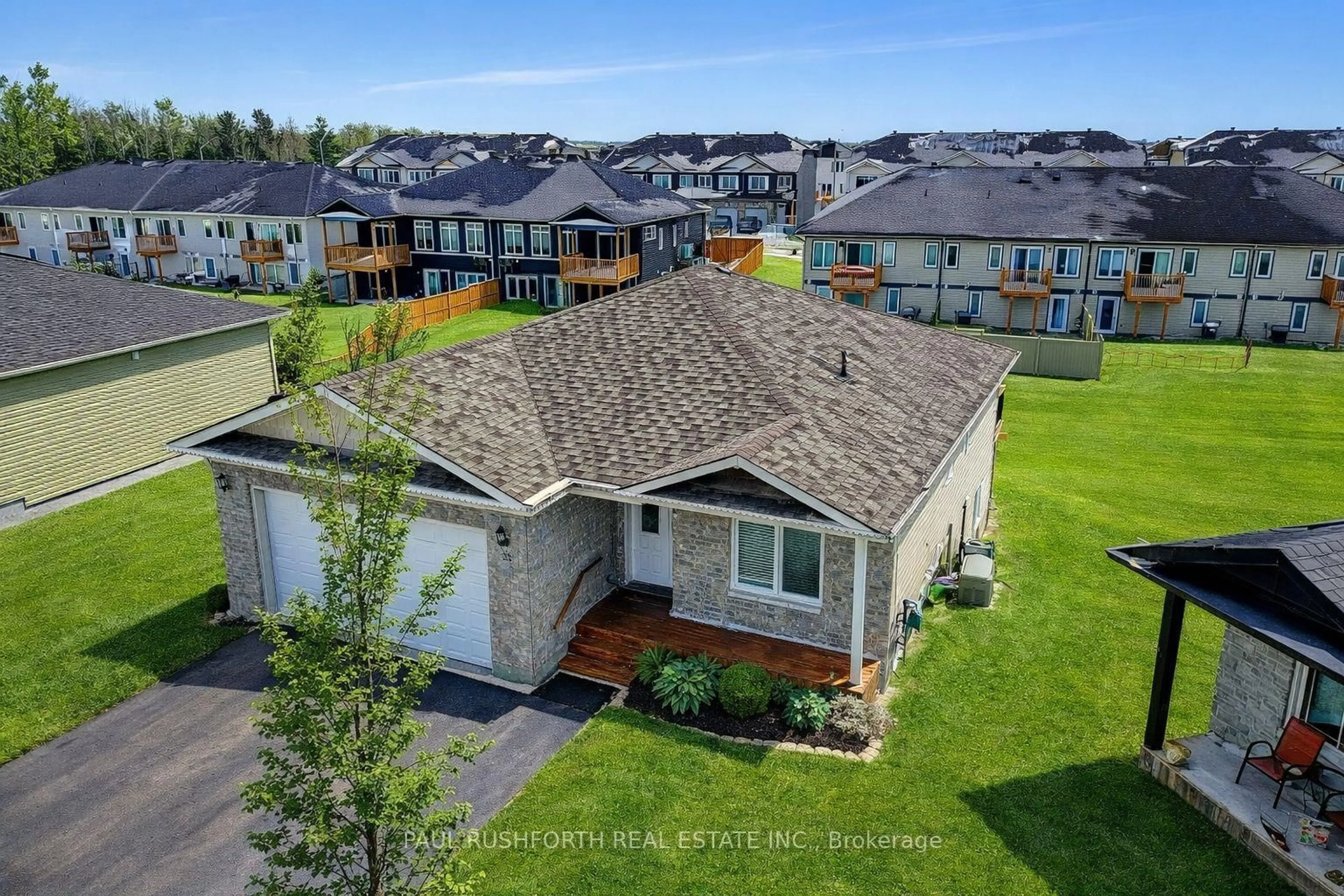 A pic from outside/outdoor area/front of a property/back of a property/a pic from drone, unknown for 22 Code Cres, Smiths Falls Ontario K7A 0A9