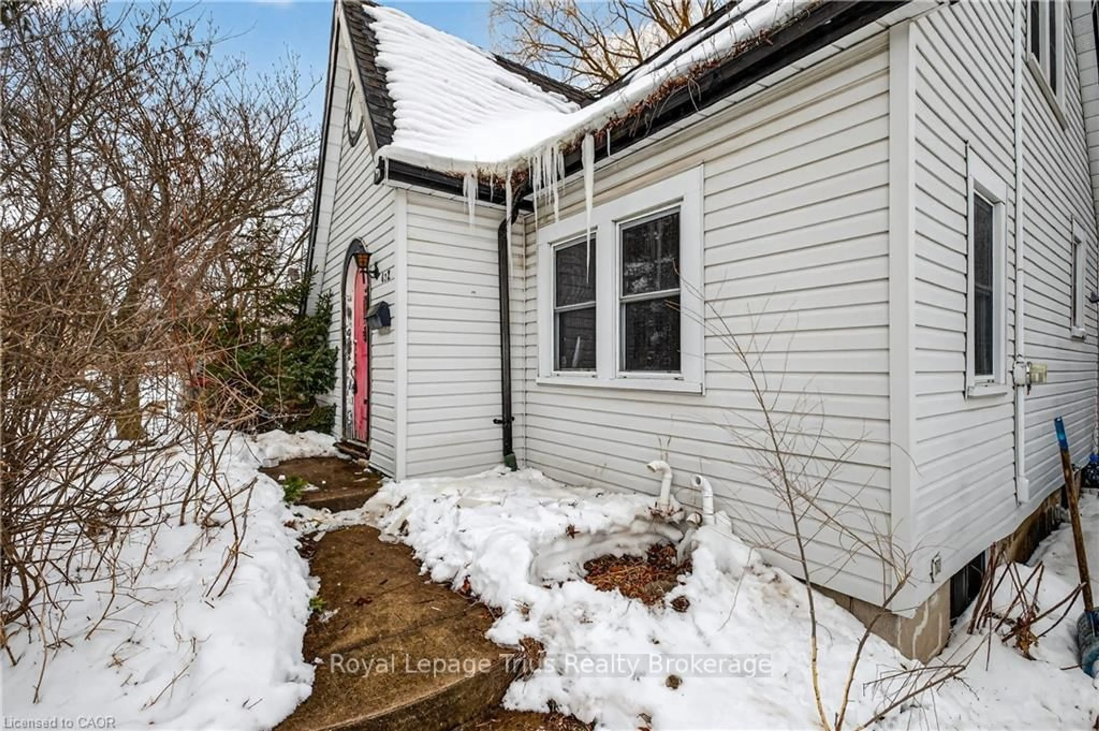 Unknown for 632 Percy St, London South Ontario N6C 2L7