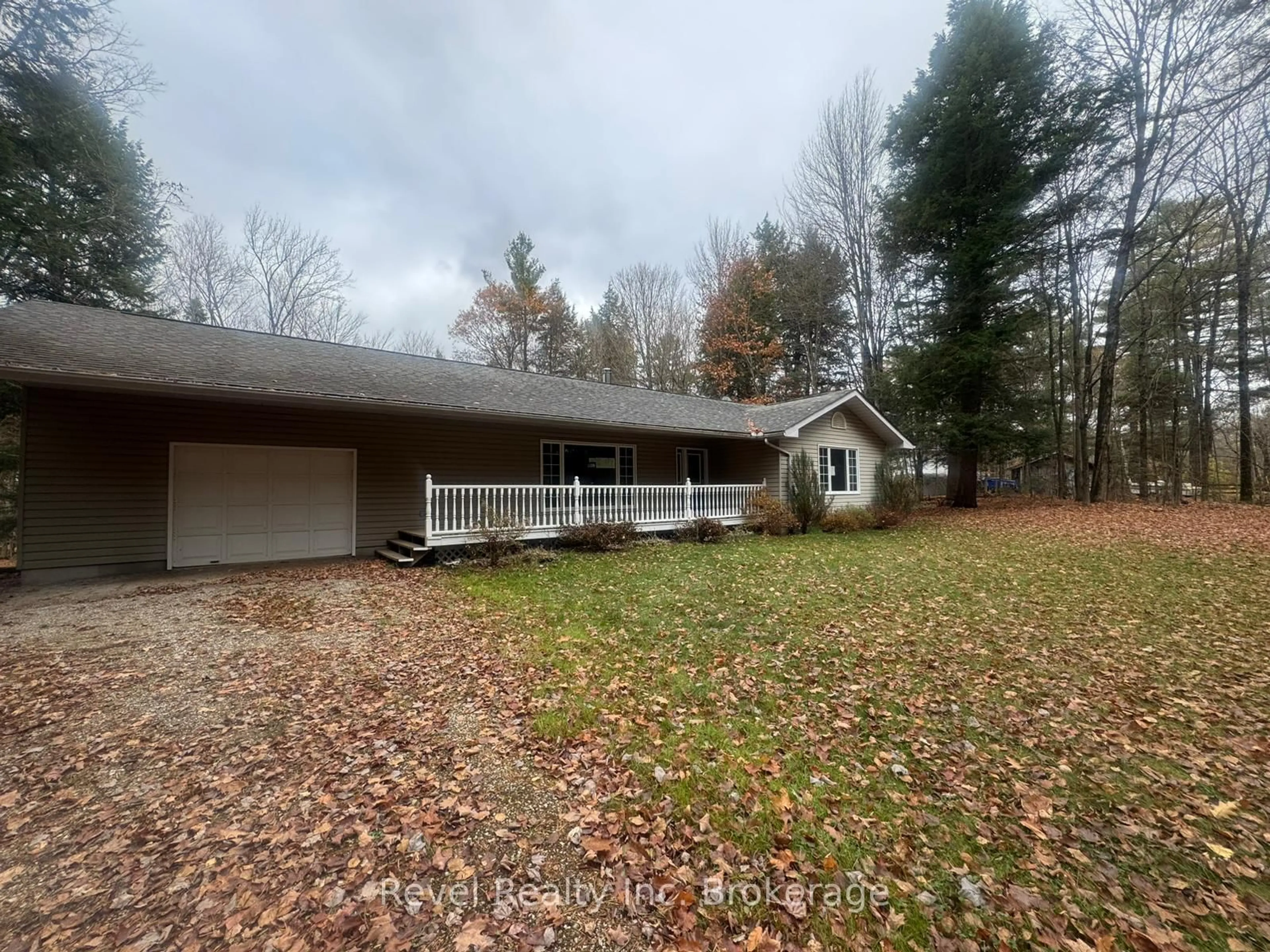 A pic from outside/outdoor area/front of a property/back of a property/a pic from drone, unknown for 80 Stephenson Rd 7, Huntsville Ontario P0B 1M0