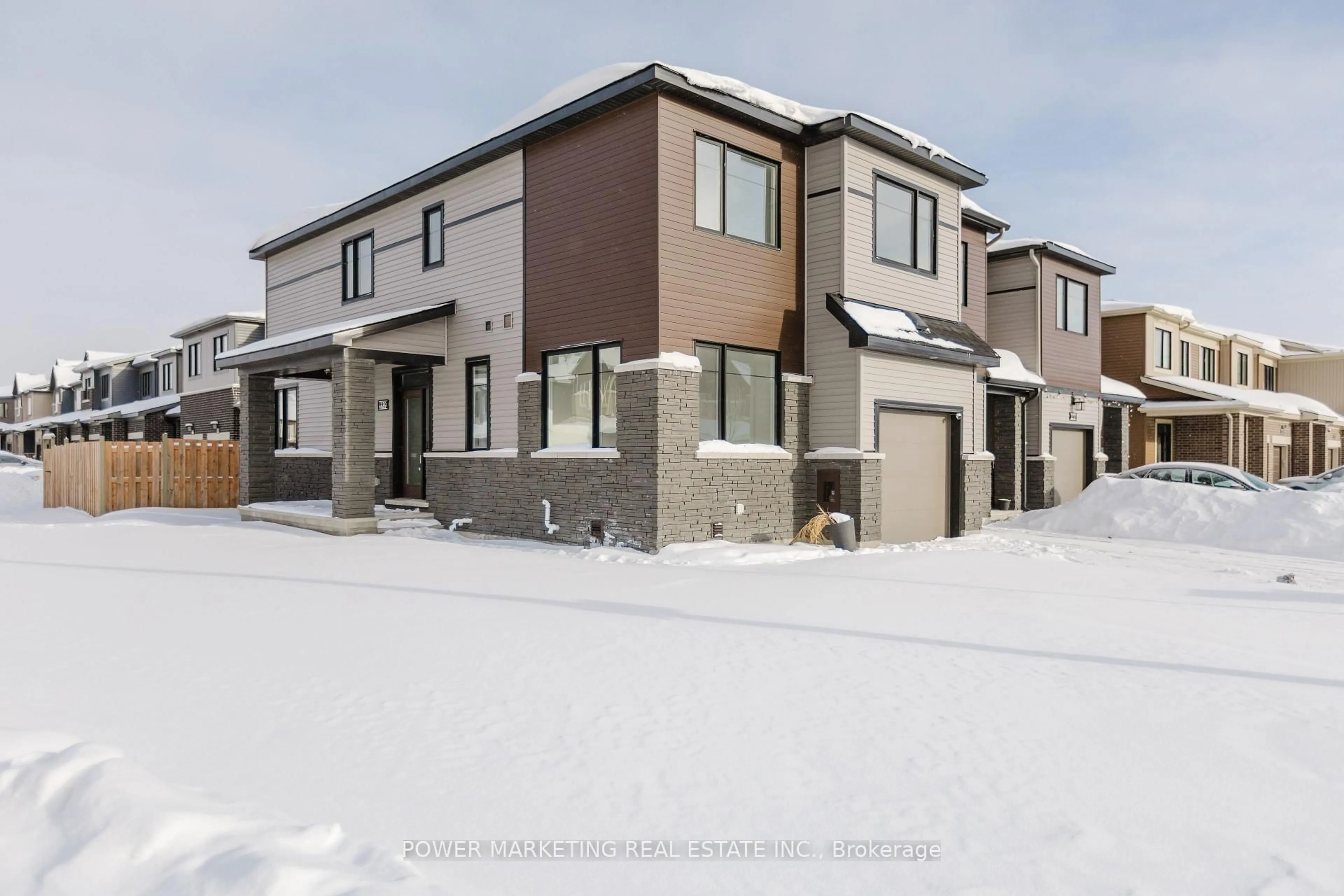 Unknown for 339 BLOSSOM PASS Terr, Ottawa Ontario K4A 5P2