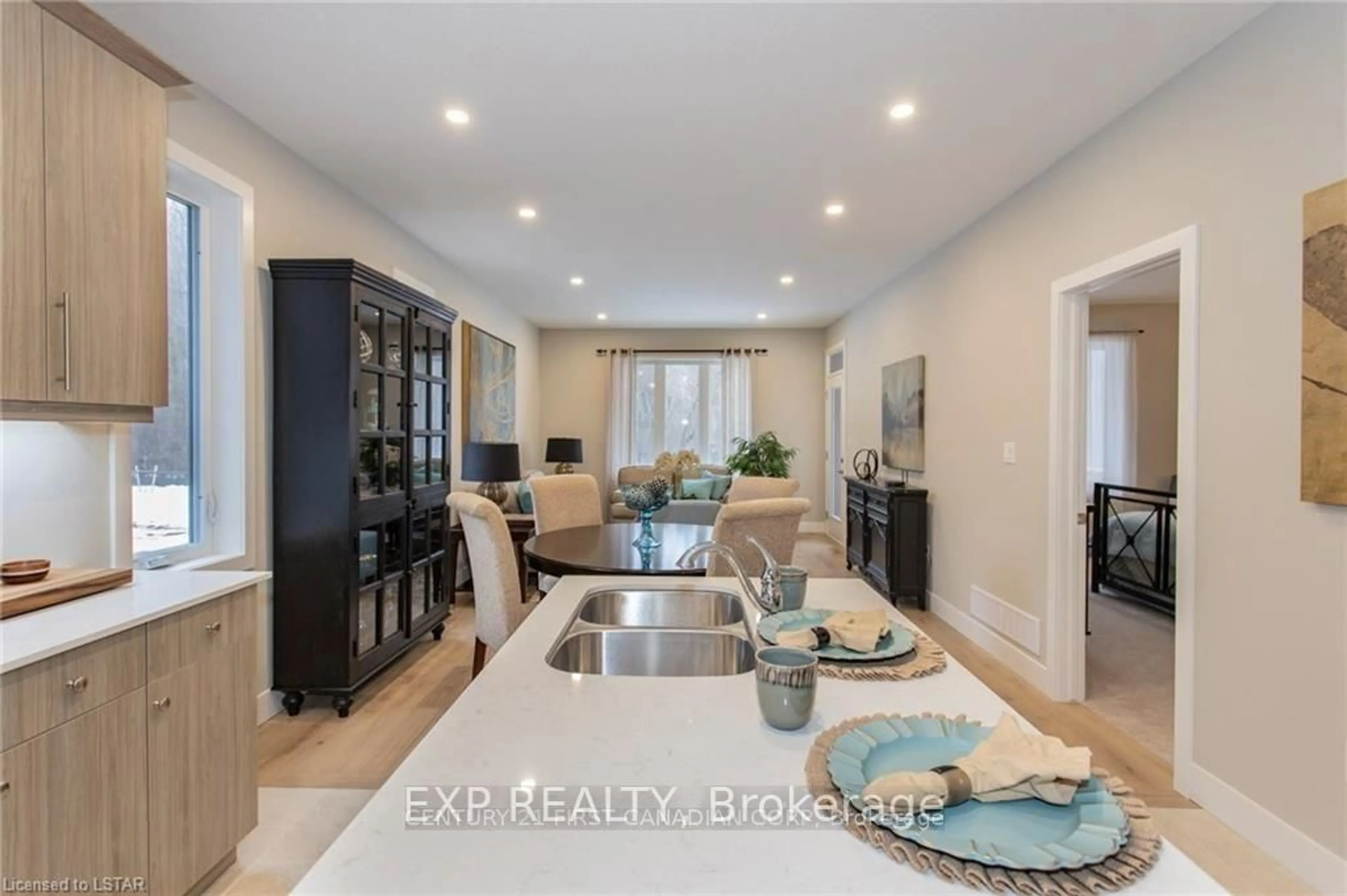 Open concept kitchen, ceramic/tile floor for 2244 Evans Blvd, London South Ontario N6M 0A8