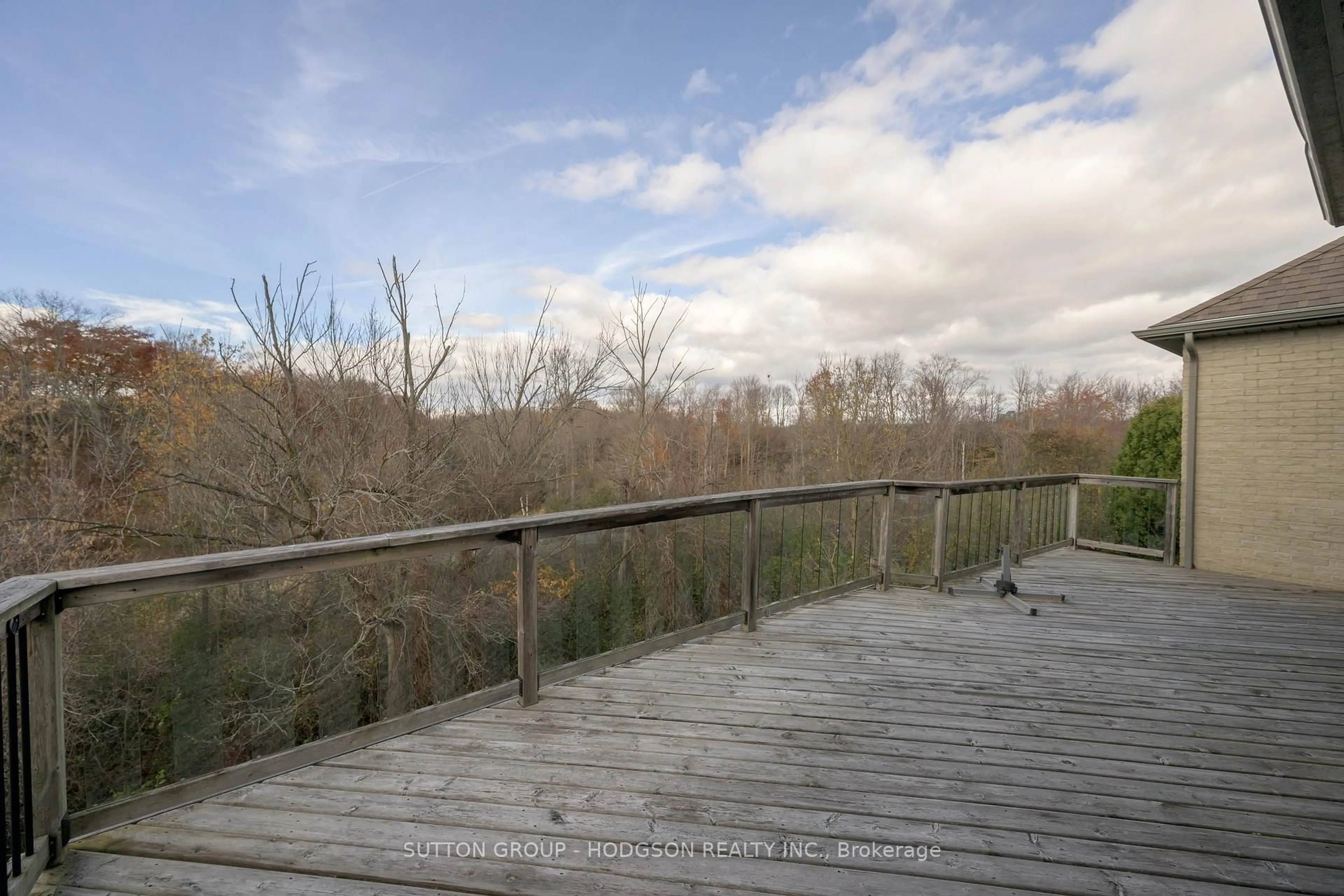 A pic from outside/outdoor area/front of a property/back of a property/a pic from drone, forest/trees view for 1319 Staffordshire Rd, London North Ontario N6H 0B8