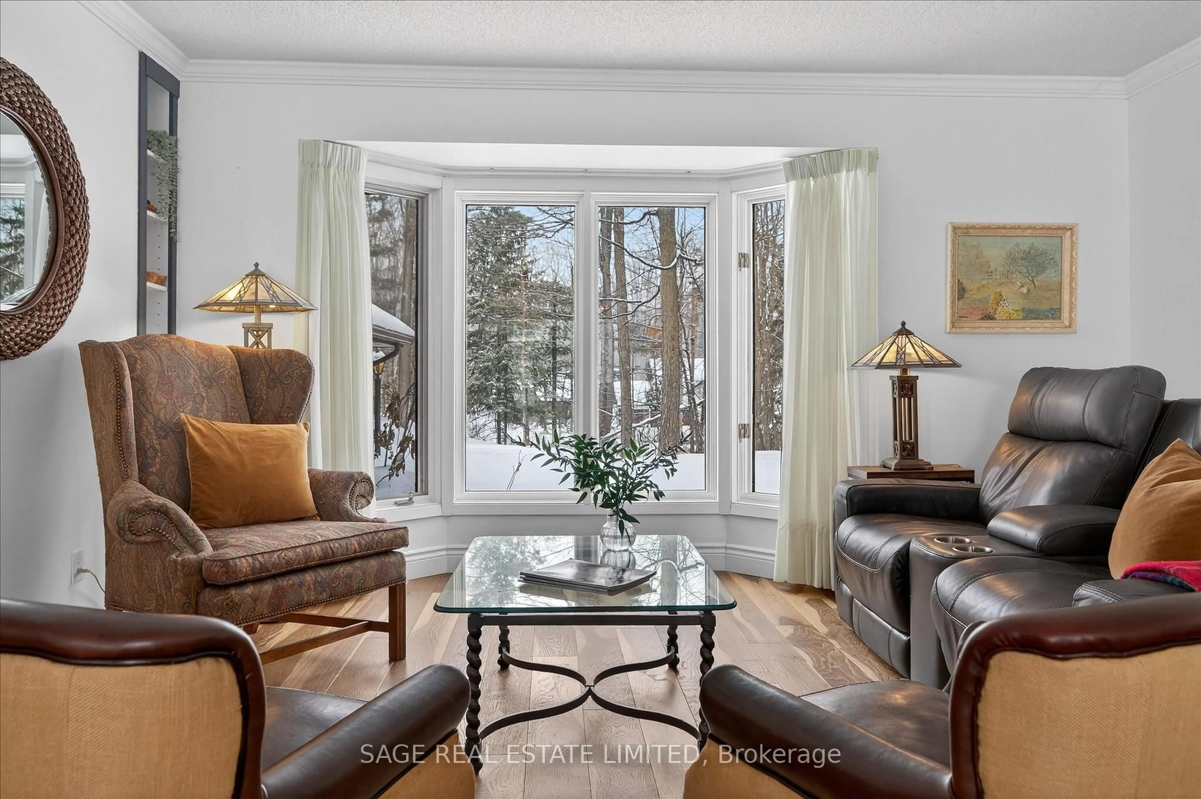 Living room with furniture, unknown for 28 Birdie Dr, Kawartha Lakes Ontario K0M 1N0