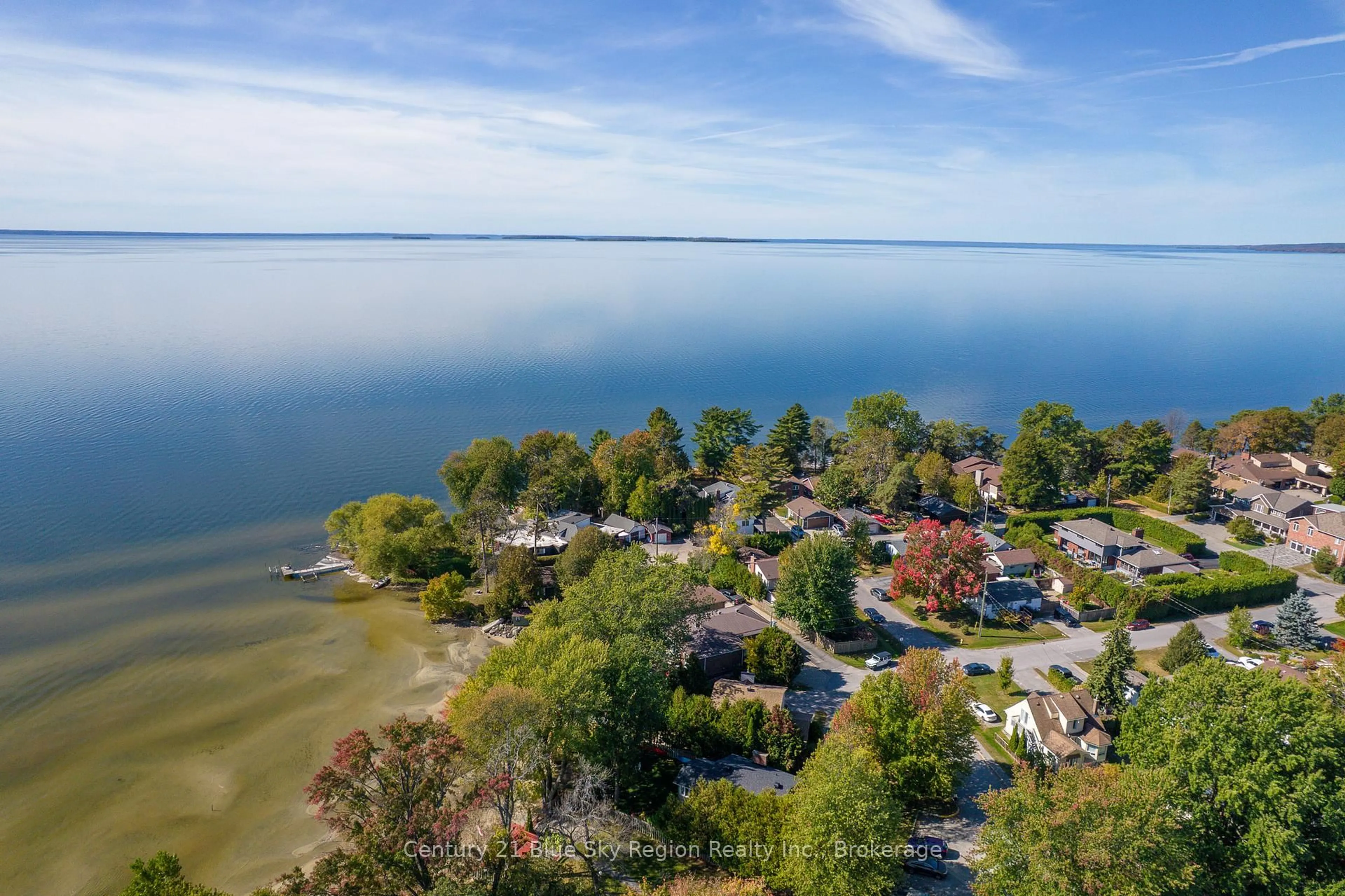 A pic from outside/outdoor area/front of a property/back of a property/a pic from drone, water/lake/river/ocean view for 264 Parsons Ave, North Bay Ontario P1A 1T2