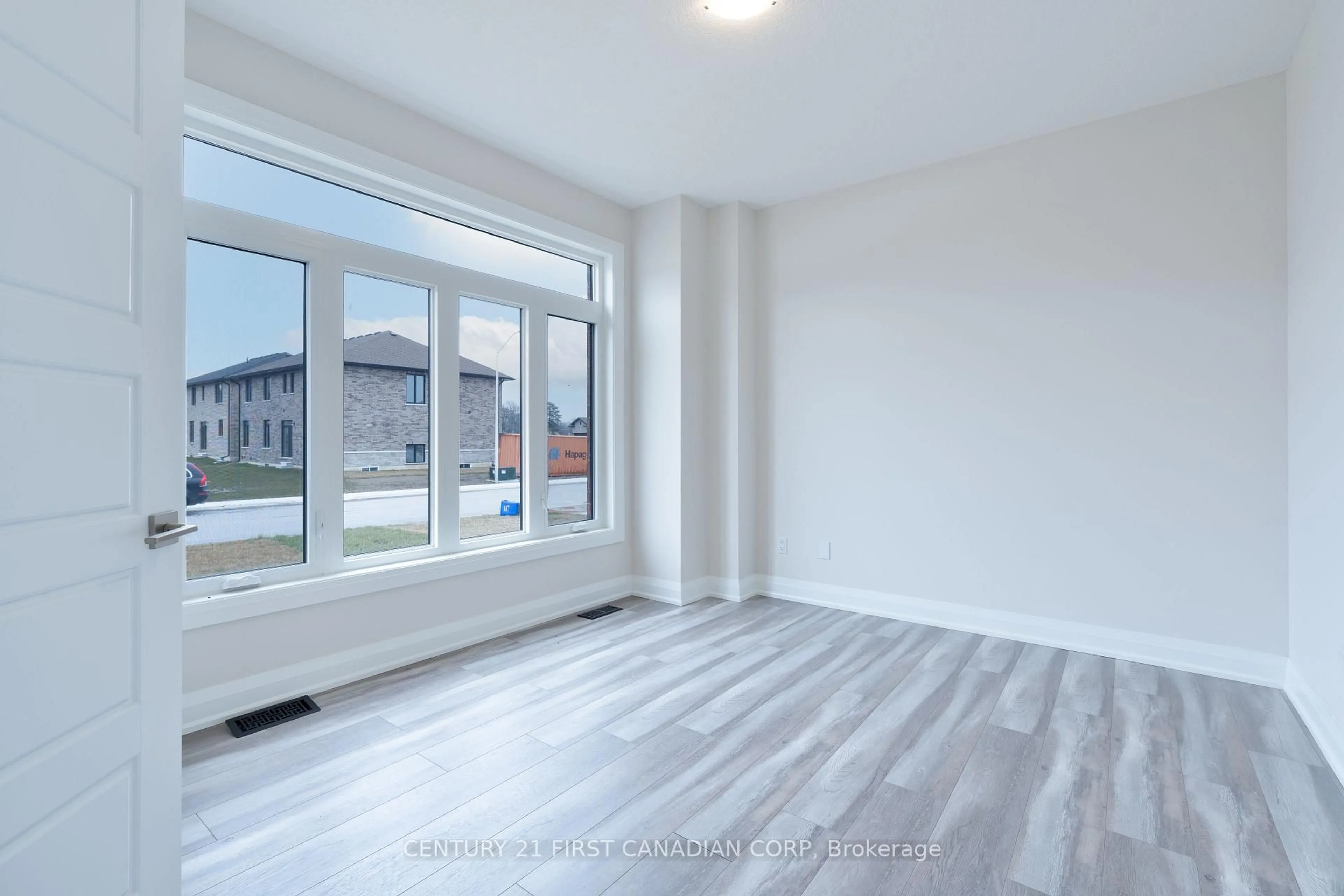 A pic of a room for 240 LEITCH St, Dutton/Dunwich Ontario N0L 1J0