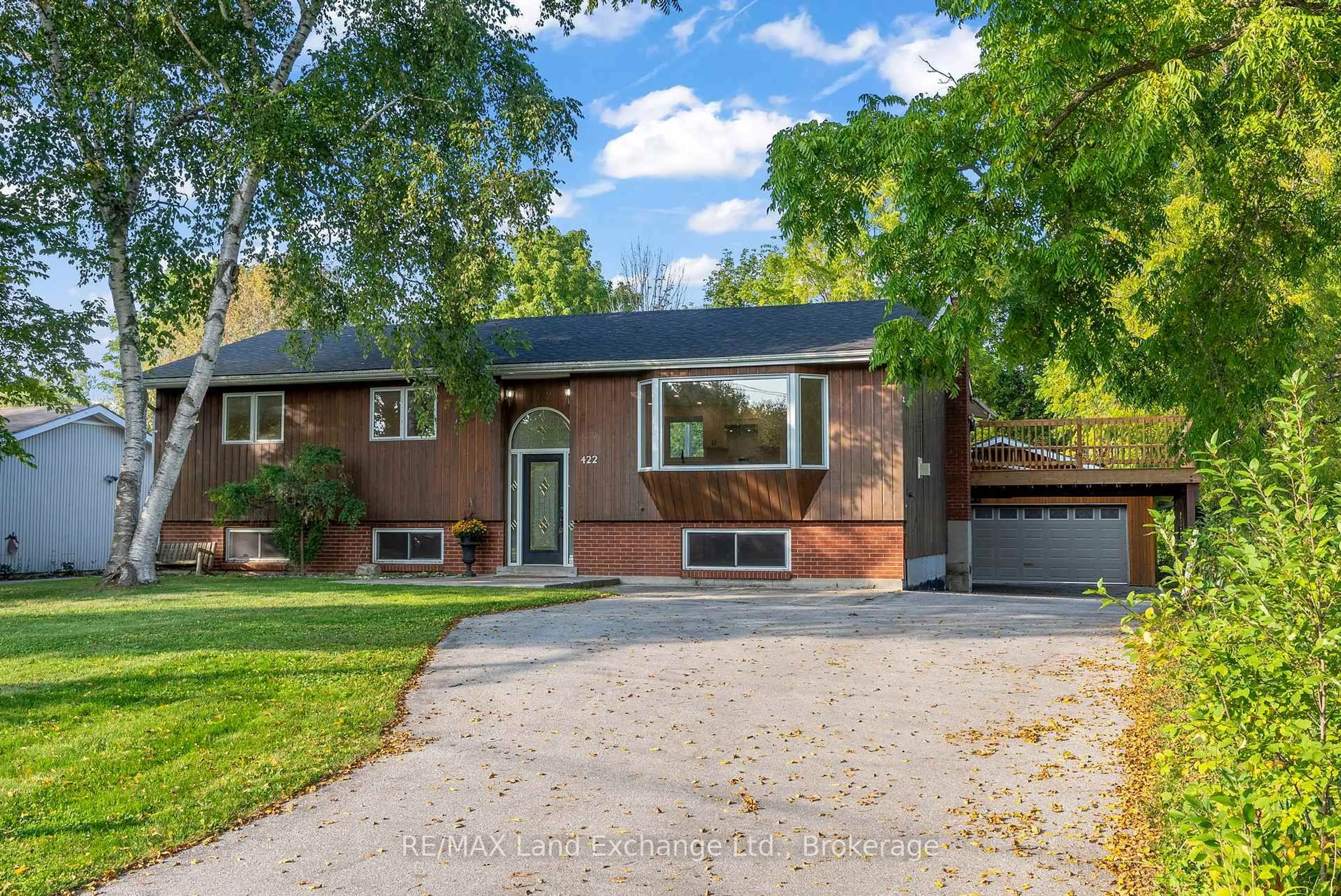 Home with brick exterior material, street for 422 Alice St, Saugeen Shores Ontario N0H 2L0