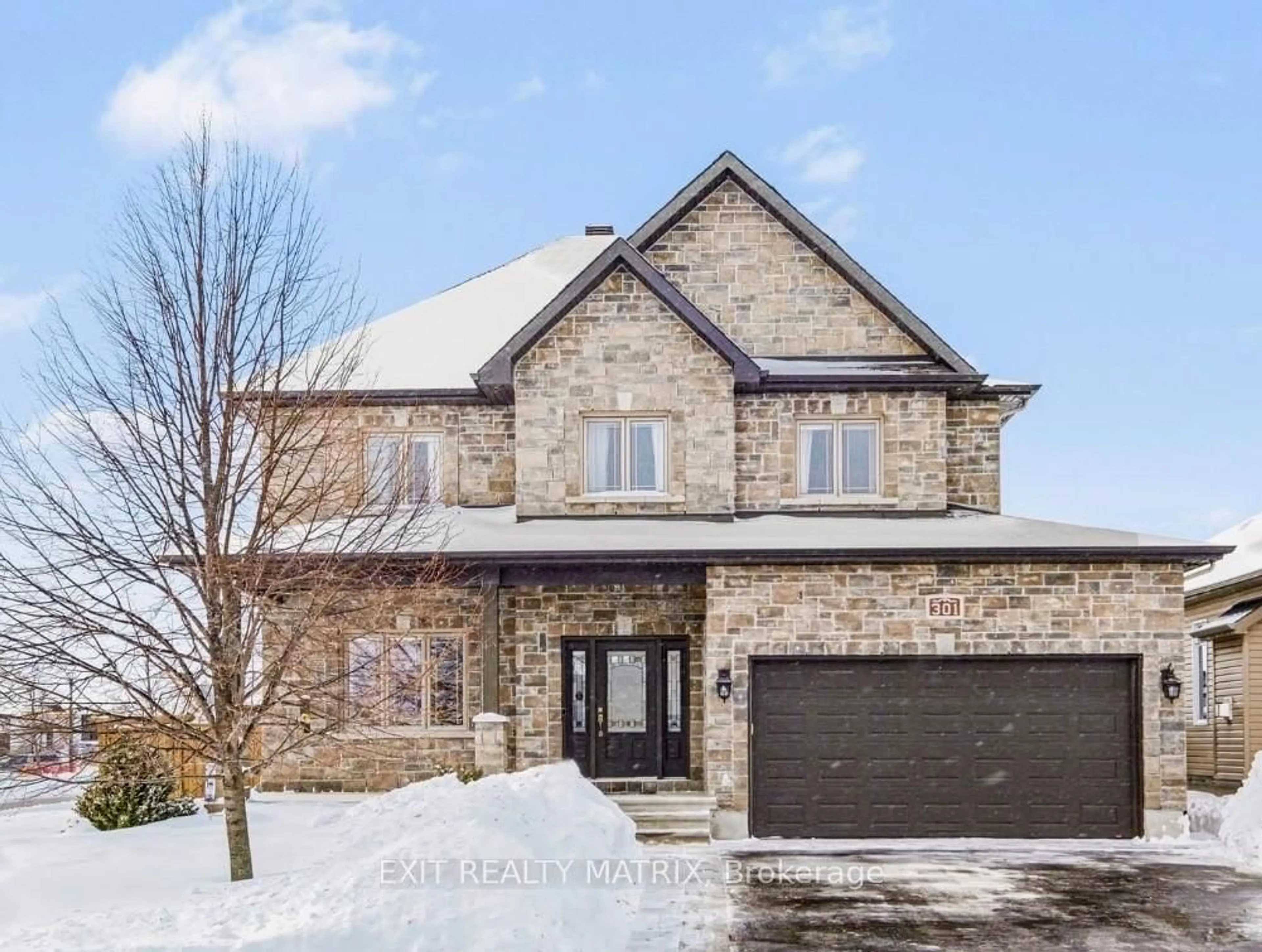 Home with brick exterior material, street for 301 Colmar St, Russell Ontario K0A 1W0