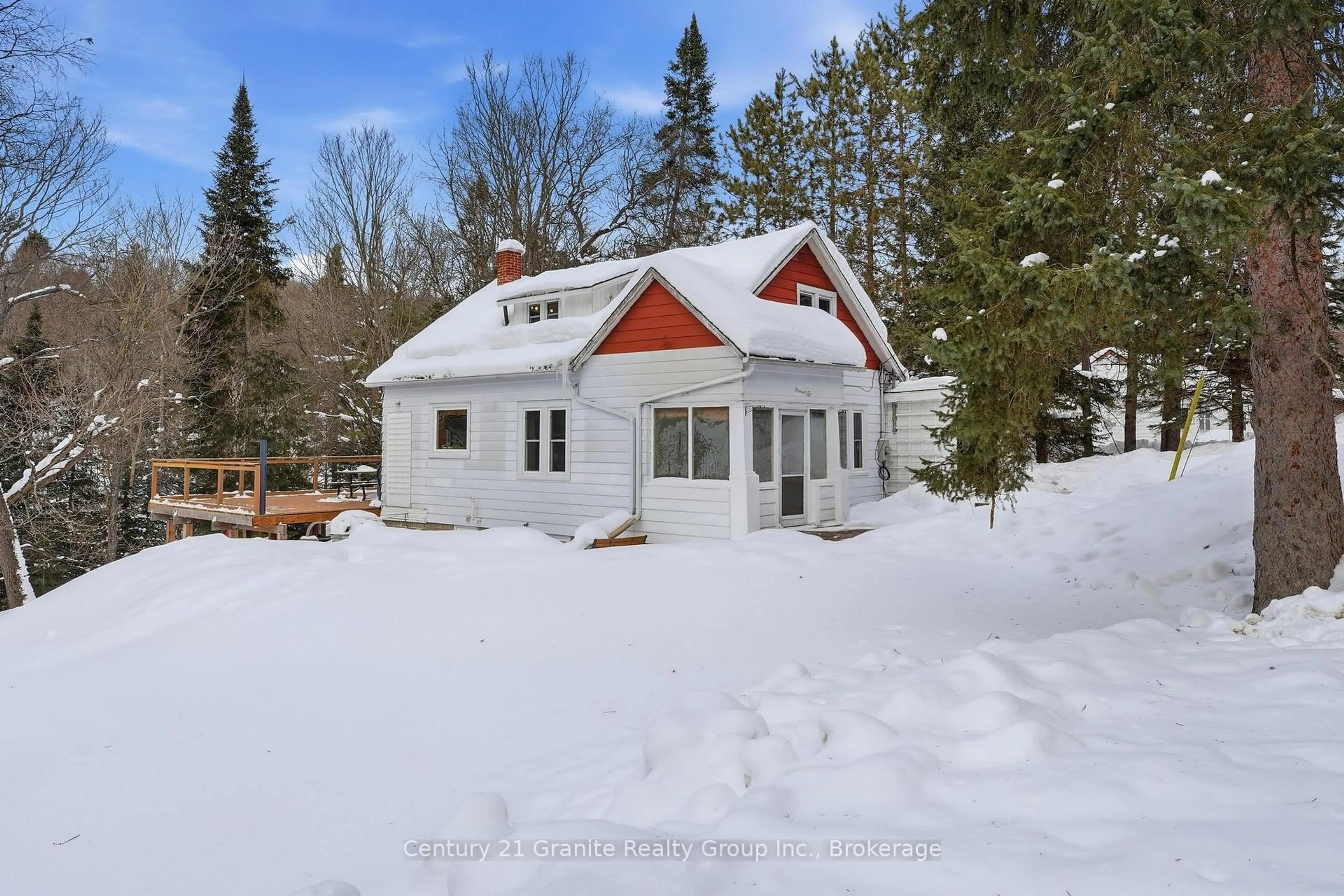 Unknown for 101 Victoria St, Dysart et al Ontario K0M 1S0