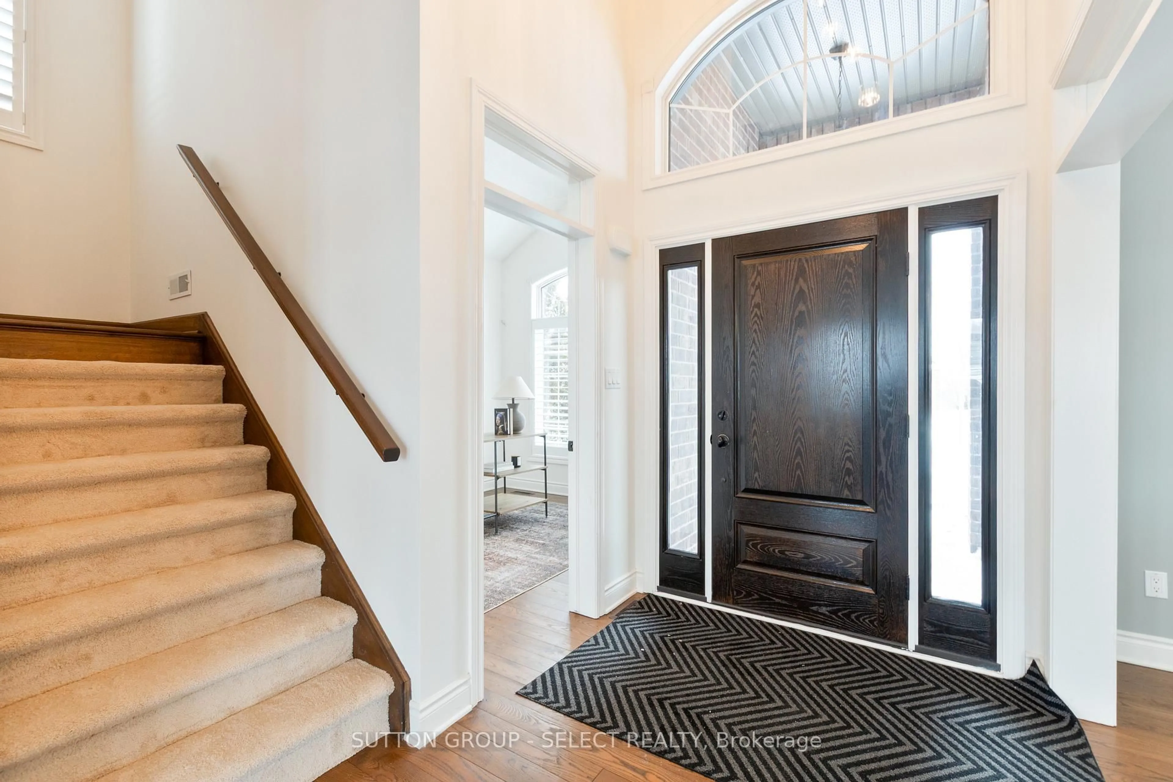 Indoor entryway for 558 Eclipse Walk, London North Ontario N5X 3Z1