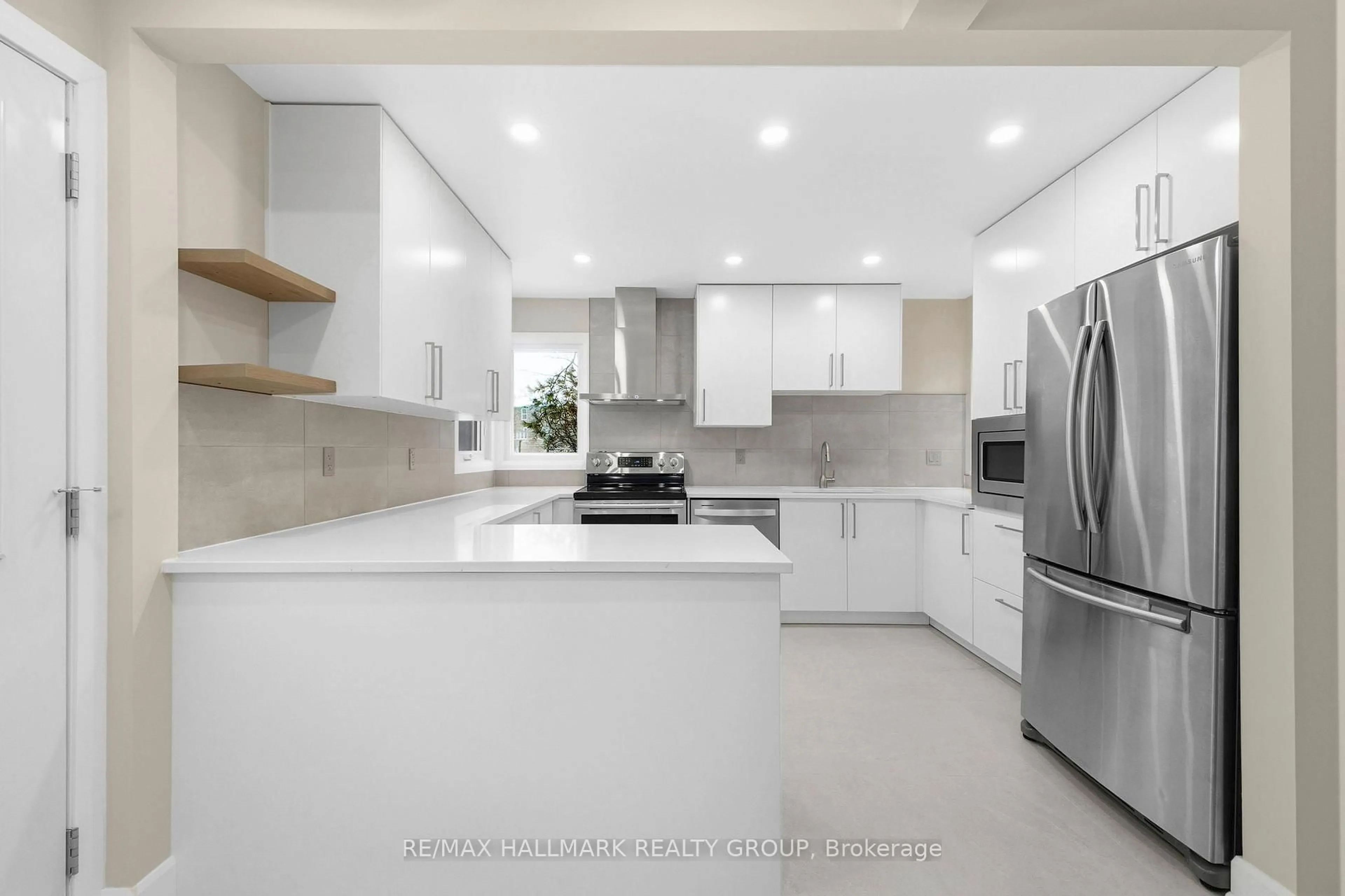 Contemporary kitchen, ceramic/tile floor for 1414 Ridgebrook Dr, Ottawa Ontario K1B 4T2