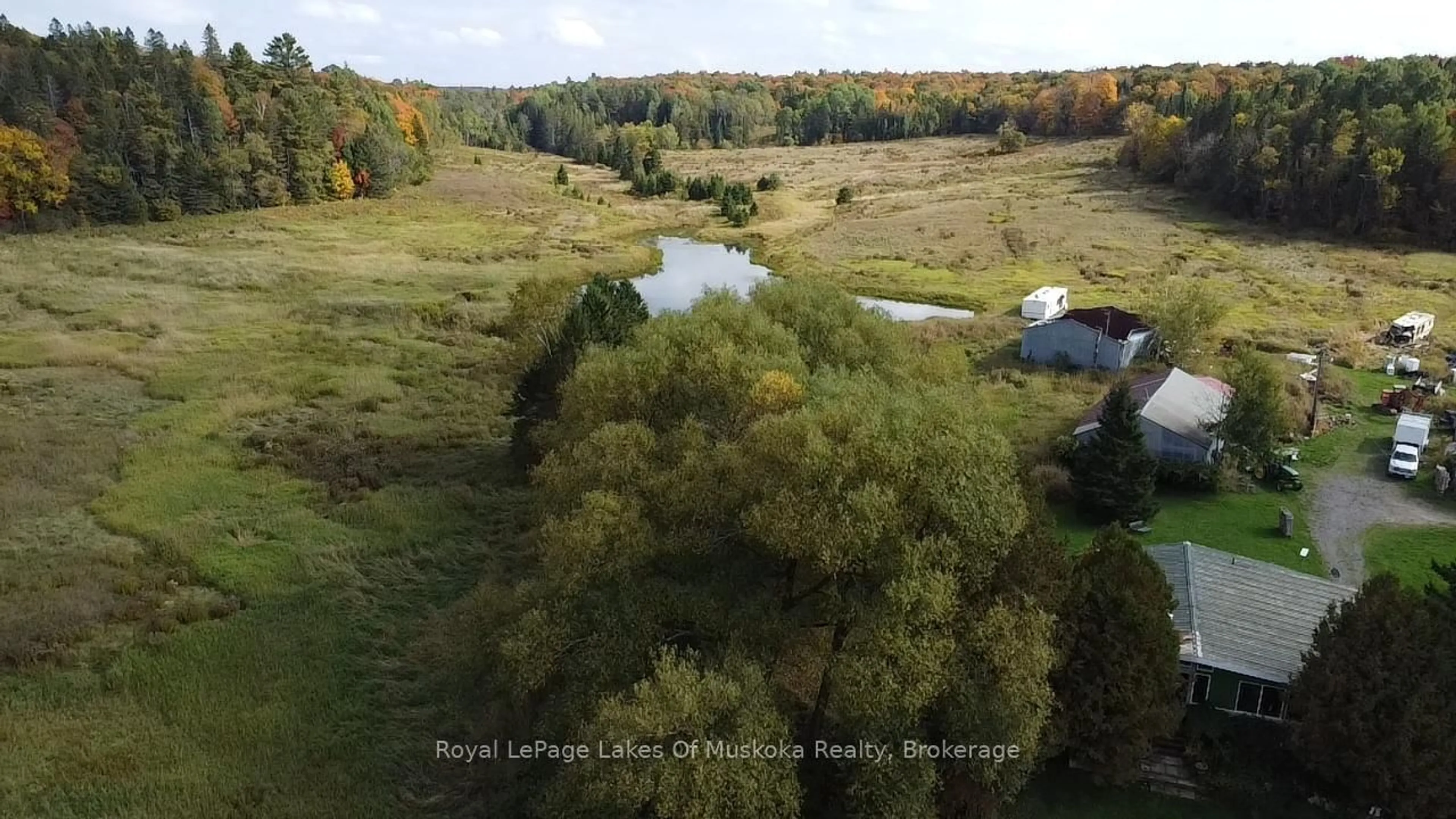 A pic from outside/outdoor area/front of a property/back of a property/a pic from drone, water/lake/river/ocean view for 1524 Hekkla Rd, Muskoka Lakes Ontario P0C 1J0